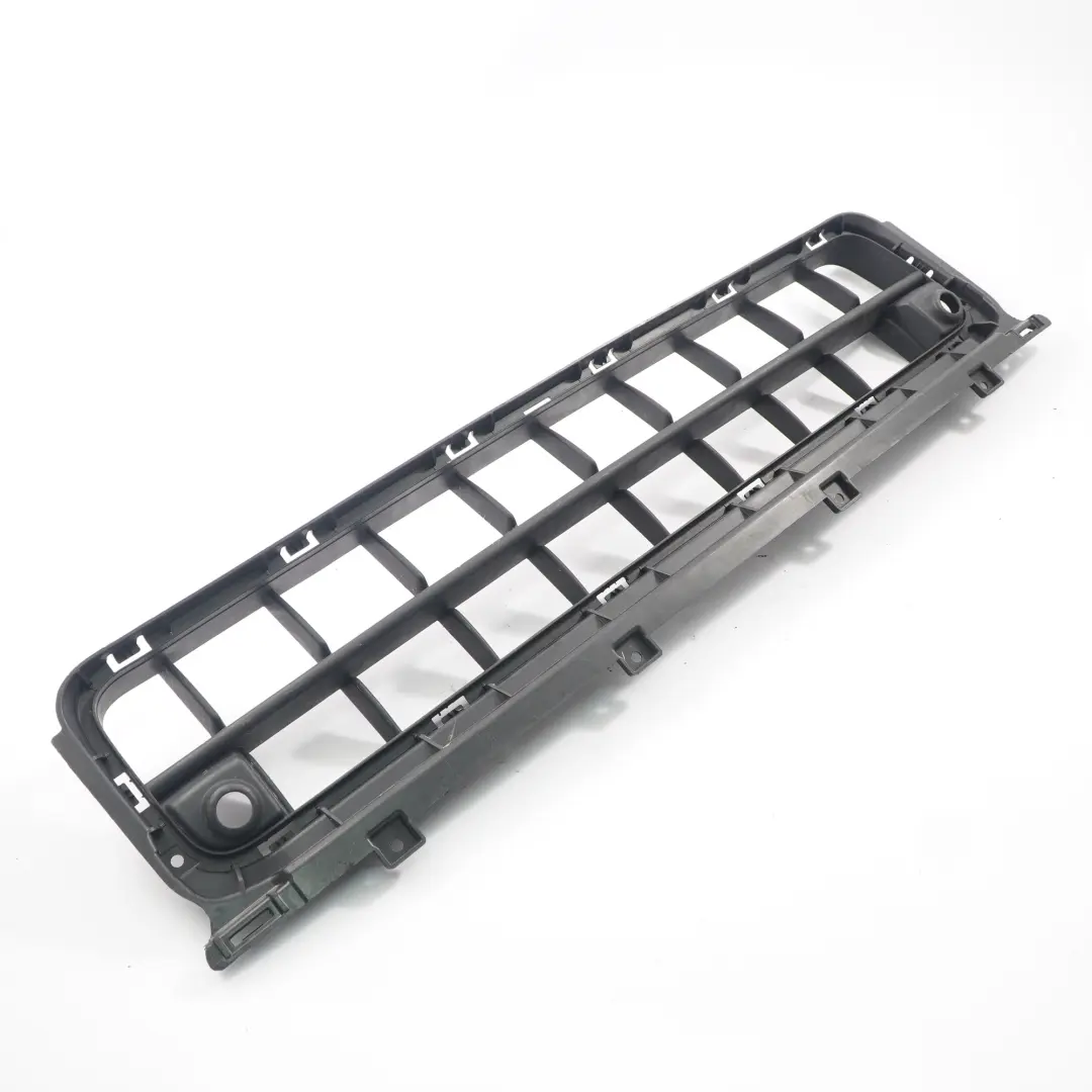 Panneau d'habillage grille inférieure pare-chocs pour Mini Countryman F60 à propos du numéro de pièce 7390525 Mini Countryman F60 Panneau d'habillage grille inférieure pare-chocs - SKU 7390525 - Numéro de pièce 7390525
