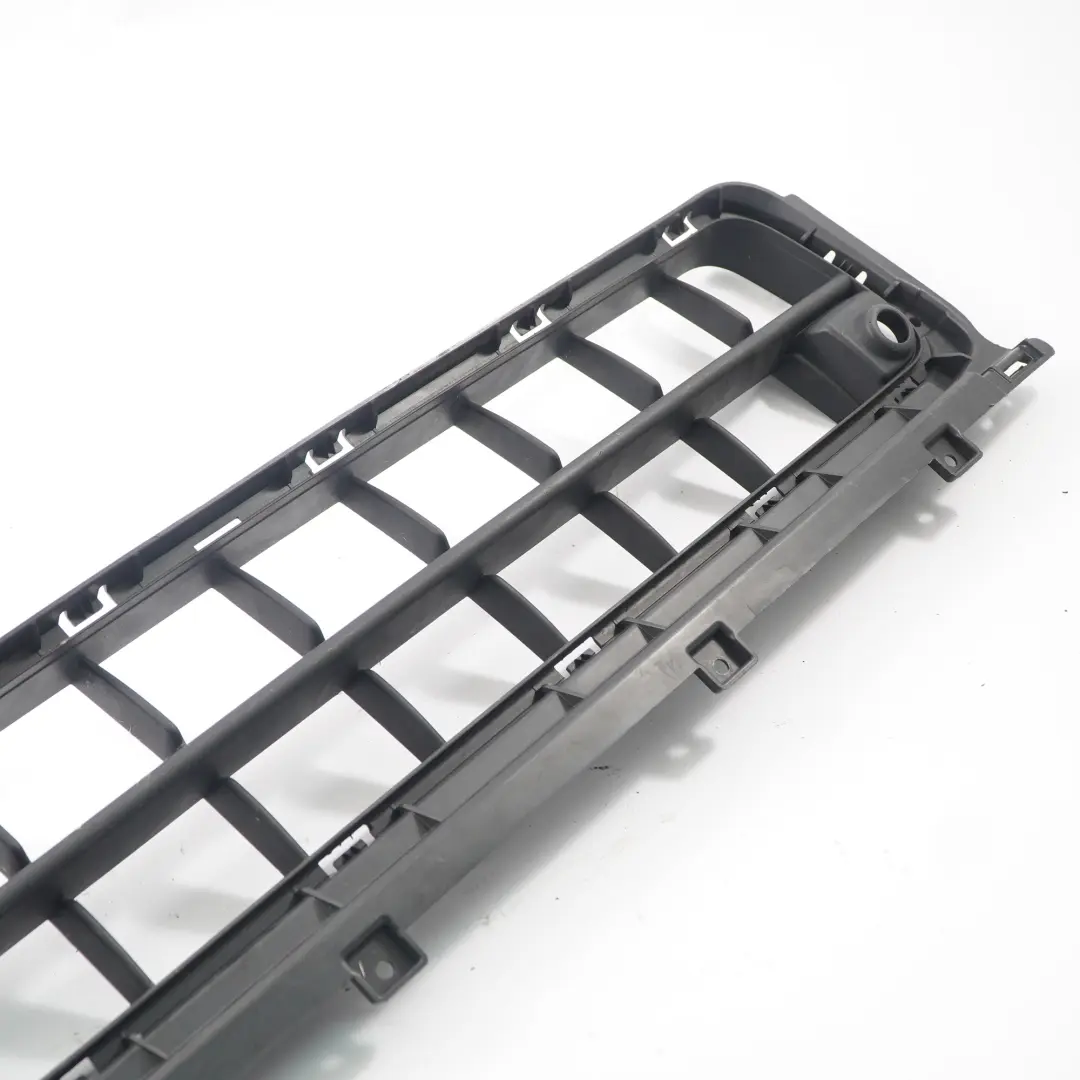 Paraurti Anteriore Griglia Inferiore Griglia Trim per Mini Countryman F60 con numero di parte 7390525 Mini Countryman F60 Paraurti Anteriore Griglia Inferiore Griglia Trim - SKU 7390525 - Numero di parte 7390525