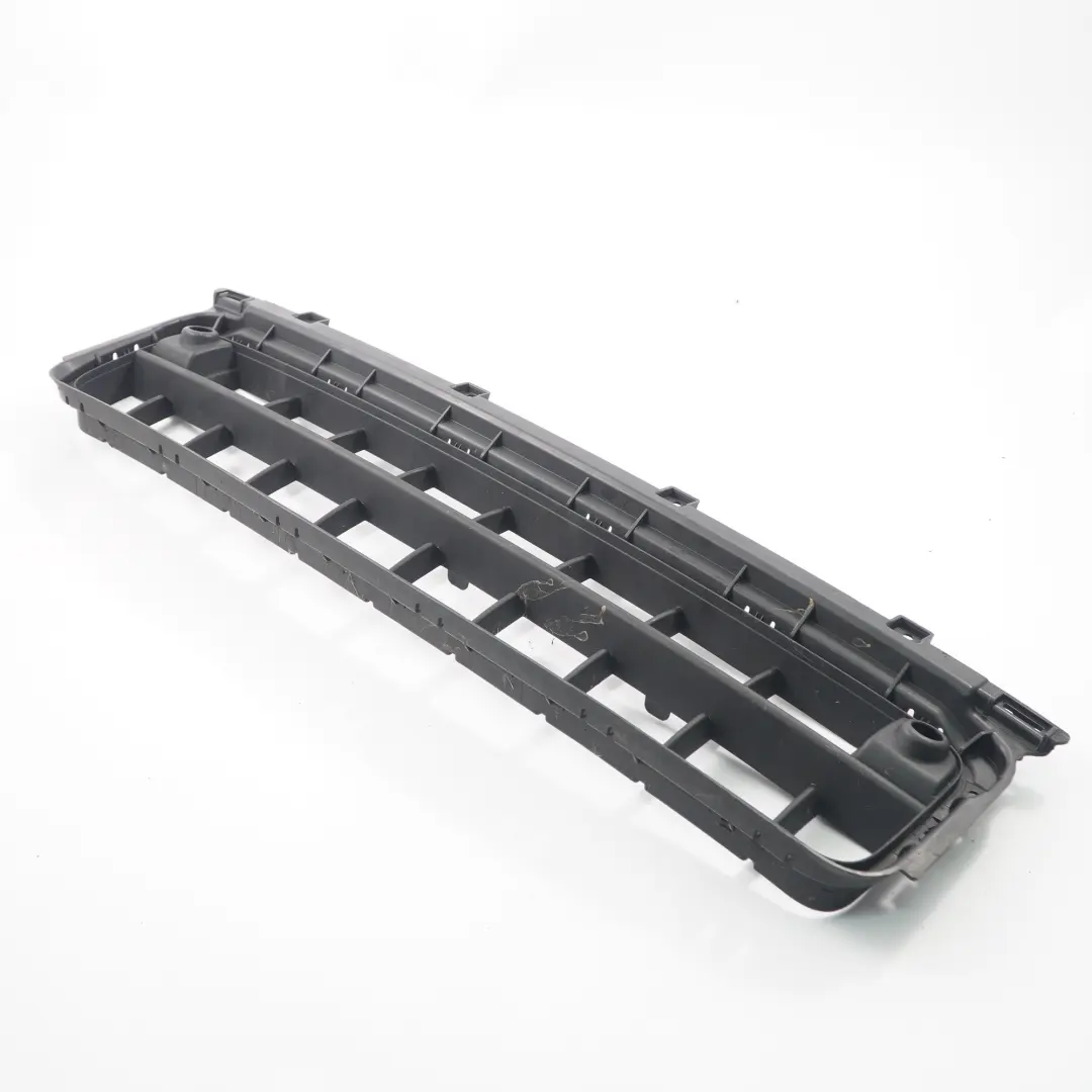 Mini Countryman F60 Panneau d'habillage grille inférieure pare-chocs - SKU 7390525 - Numéro de pièce 7390525