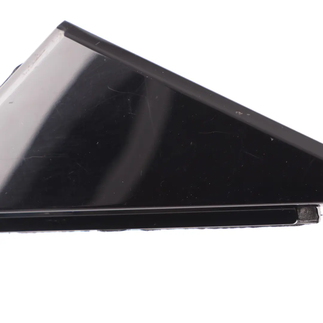 Joint de triangle de garniture avant droit brillant pour Mini F60 Countryman à propos du numéro de pièce 7390646 Mini F60 Countryman Joint de triangle de garniture avant droit brillant - SKU 7390646 - Numéro de pièce 7390646