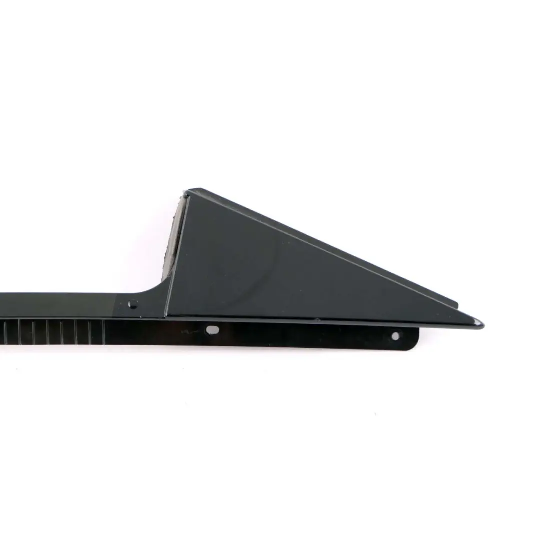 Triangle de porte Garniture vitre arrière droite pour Mini F60 Countryman à propos du numéro de pièce 7390660 Mini F60 Countryman Triangle de porte Garniture vitre arrière droite - SKU 7390660 - Numéro de pièce 7390660