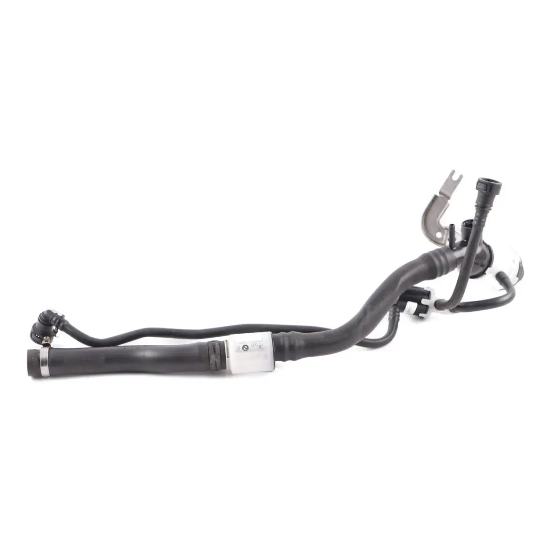 Wlew Zbiornika AdBlue do BMW X3 G01 o numerze 7390672 BMW X3 G01 Wlew Zbiornika AdBlue - SKU 7390672 - Numer Części 7390672