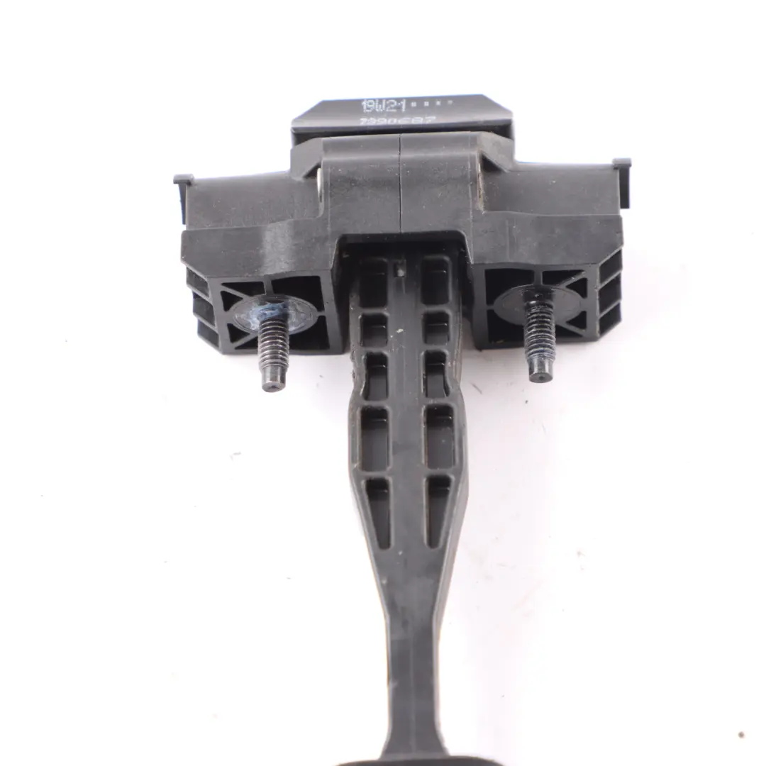 Right Door Limiter to BMW X3 G01 xDrive 20 d Rear with Part number 7390687 BMW X3 G01 xDrive 20 d Rear Right Door Limiter - SKU 7390687 - Part number 7390687