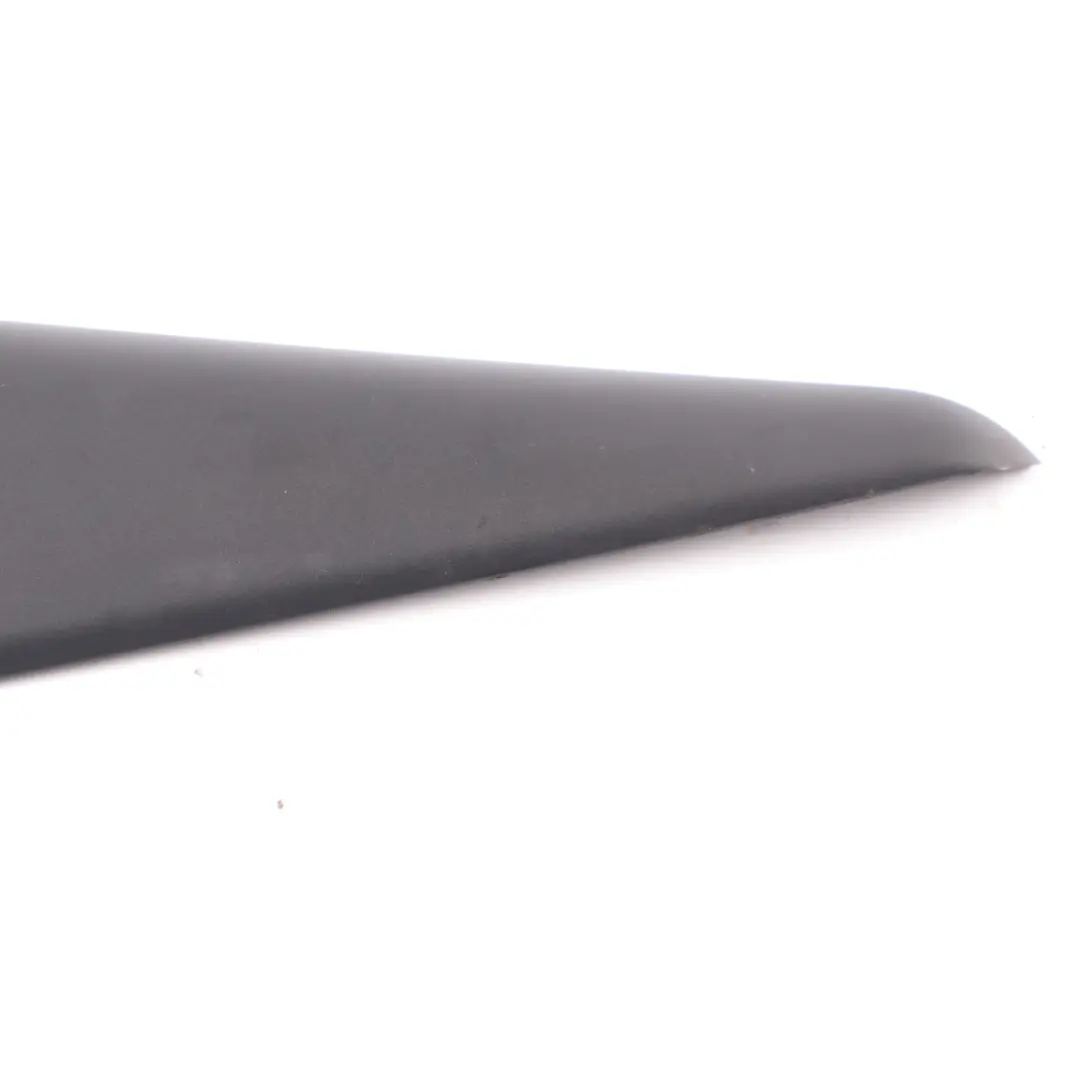 Moulure d'angle de porte intérieure arrière droite pour Mini Countryman F60 à propos du numéro de pièce 7390788 Mini Countryman F60 Moulure d'angle de porte intérieure arrière droite - SKU 7390788 - Numéro de pièce 7390788