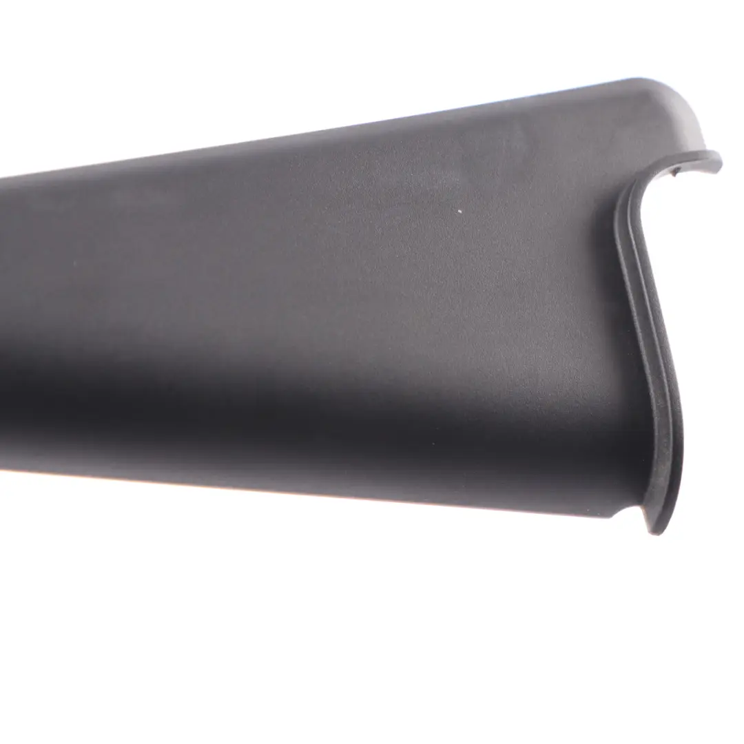 Moldura Esquinera Interior Puerta Trasera Derecha para Mini Countryman F60 con número de pieza 7390788 Mini Countryman F60 Moldura Esquinera Interior Puerta Trasera Derecha - SKU 7390788 - Número de pieza 7390788