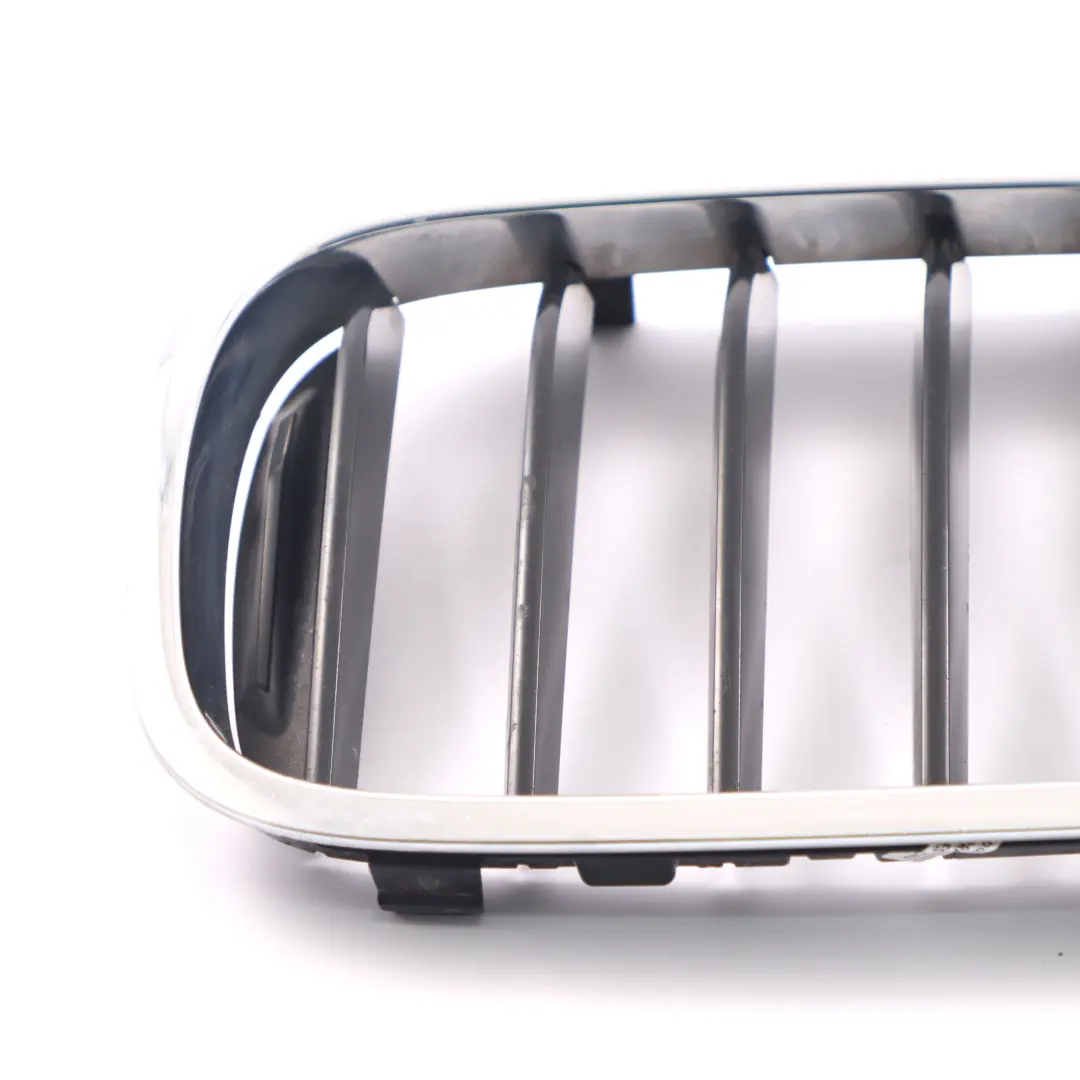 Telaio Griglia BMW G30 G31 Paraurti Anteriore Cofano Sinistro Chrome per con numero di parte 7390863 Telaio Griglia BMW G30 G31 Paraurti Anteriore Cofano Sinistro Chrome - SKU 7390863 - Numero di parte 7390863