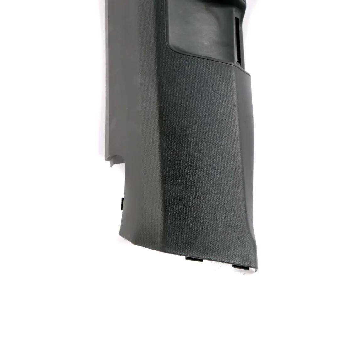 Tapa Pilar Trasero Izquierdo Columna B Panel Interior 7287935 para BMW i3 I01 con número de pieza 7391329 BMW i3 I01 Tapa Pilar Trasero Izquierdo Columna B Panel Interior 7287935 - SKU 7391329 - Número de pieza 7391329