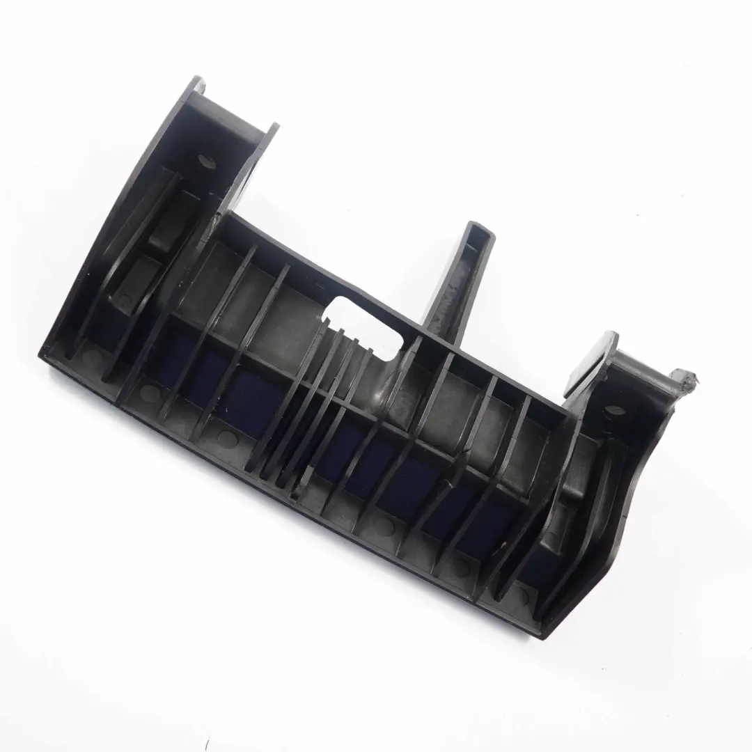 Supporto Staffa Faro Anteriore Sinistro per BMW F45 F46 con numero di parte 7391395 BMW F45 F46 Supporto Staffa Faro Anteriore Sinistro - SKU 7391395 - Numero di parte 7391395