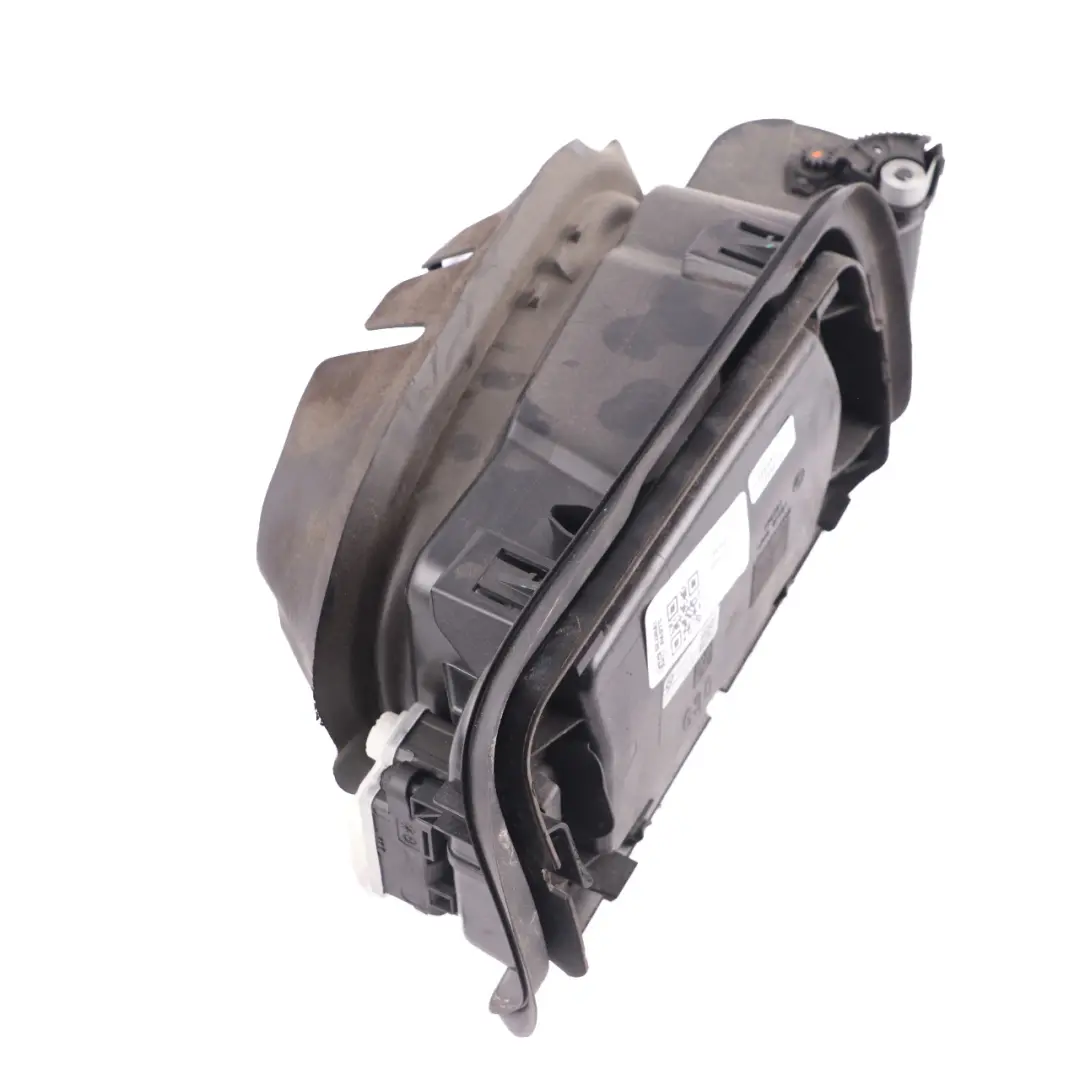 Filler Pot Carrier Cap Fill in Flap Recess to BMW G30 Cover Fuel with Part number 7391833 BMW G30 Cover Fuel Filler Pot Carrier Cap Fill in Flap Recess - SKU 7391833 - Part number 7391833