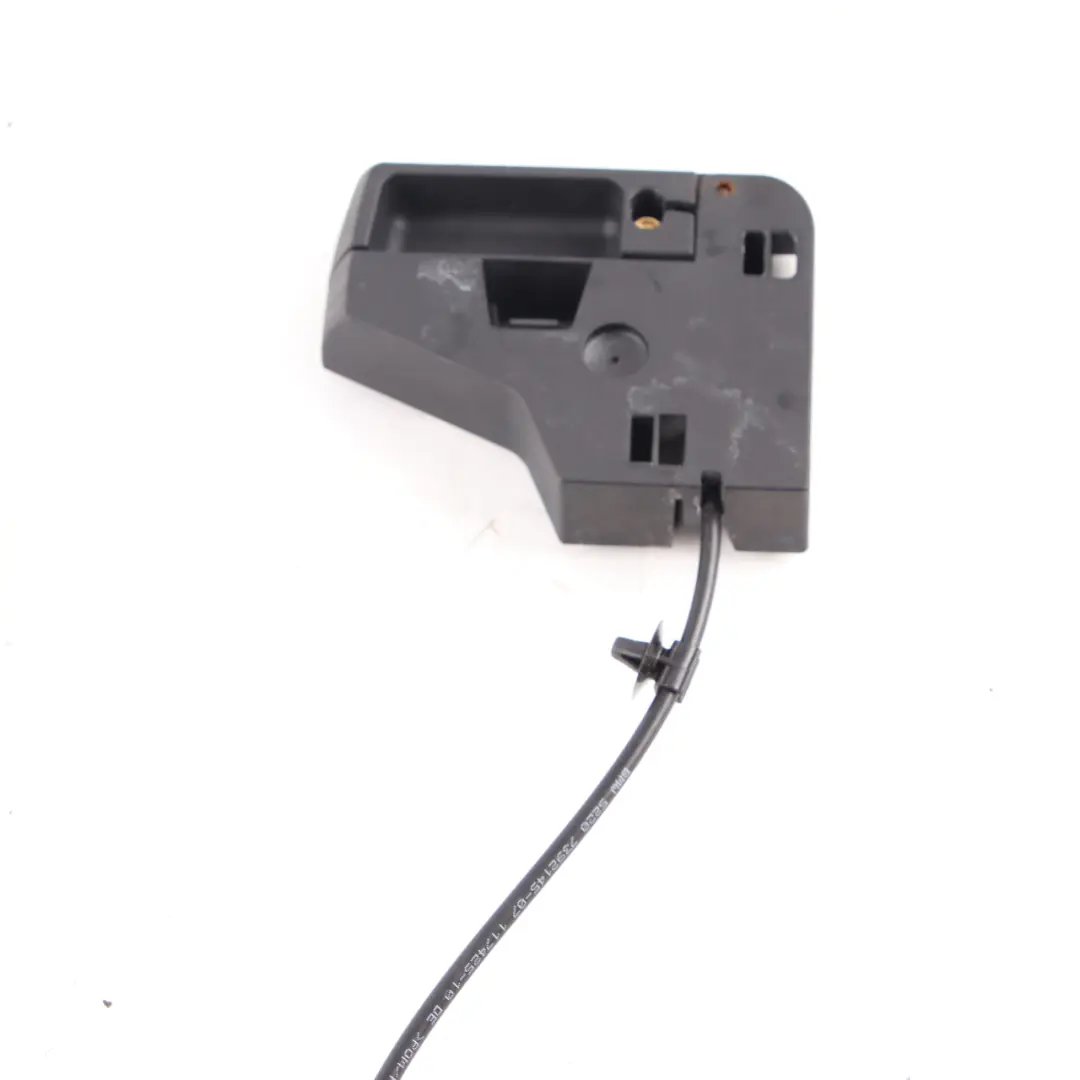 Bowden BMW G20 G30 Bowden Cable Linkage Open Release Handle to Rear Seat with Part number 7392145 Rear Seat Bowden BMW G20 G30 Bowden Cable Linkage Open Release Handle - SKU 7392145 - Part number 7392145
