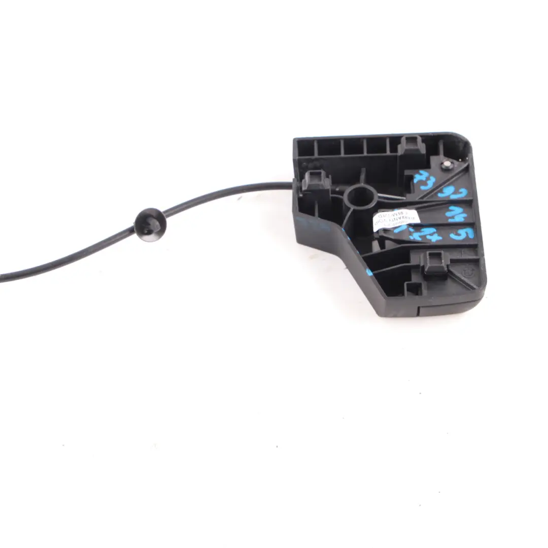 Bowden BMW G20 G30 Bowden Cable Linkage Open Release Handle to Rear Seat with Part number 7392145 Rear Seat Bowden BMW G20 G30 Bowden Cable Linkage Open Release Handle - SKU 7392145 - Part number 7392145