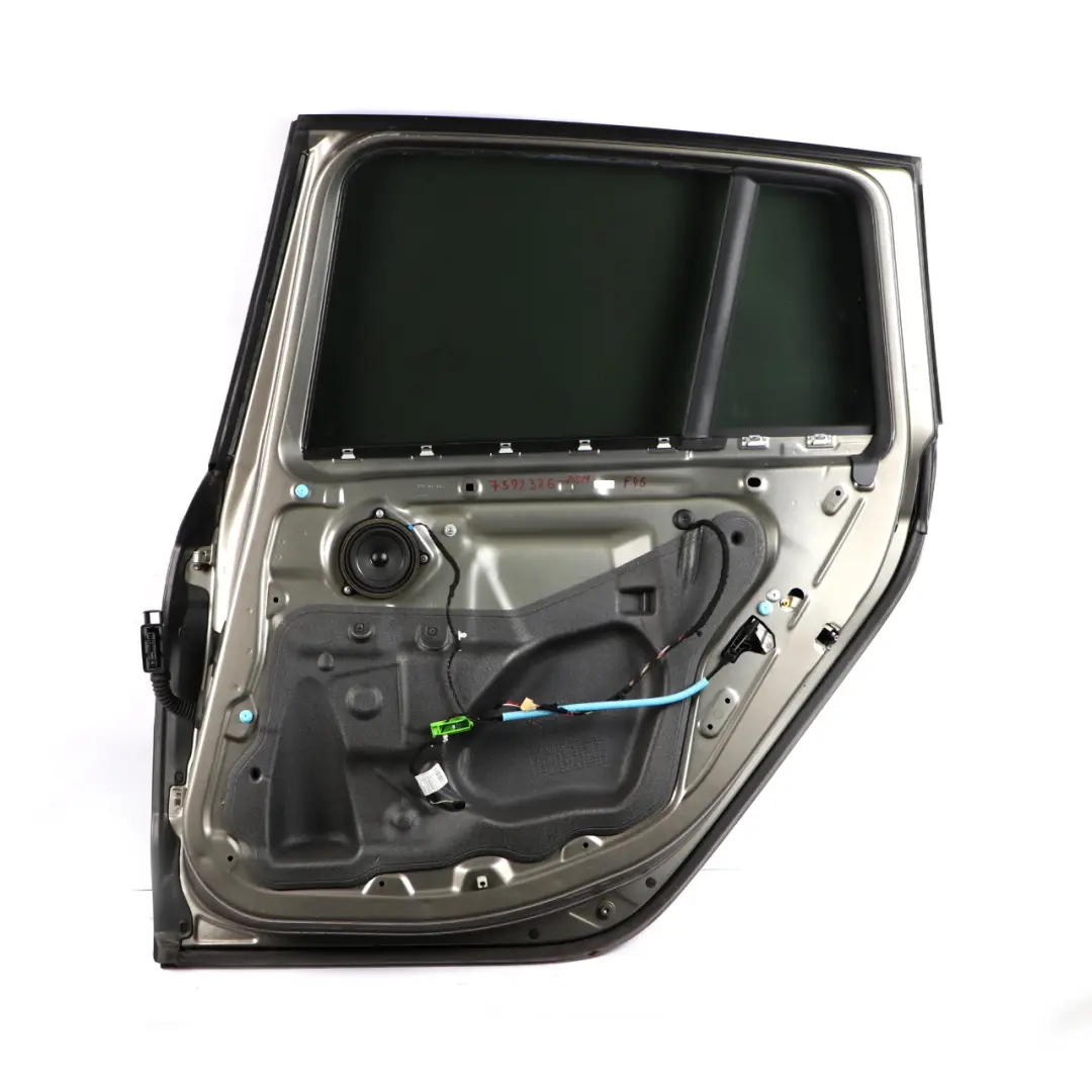 Door Rear Right O/S Platinum Silver Metallic - C08 to BMW F46 Gran Tourer with Part number 7392326 BMW F46 Gran Tourer Door Rear Right O/S Platinum Silver Metallic - C08 - SKU 7392326-PSM - Part number 7392326