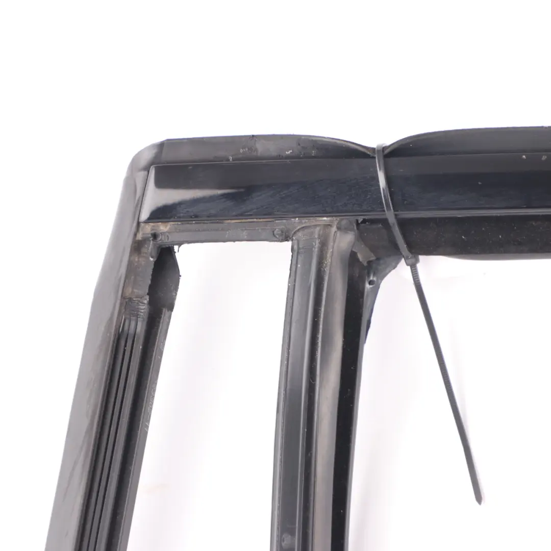 Górna Listwa Uszczelka Drzwi Lewy Tył do BMW X3 G01 o numerze 7393447 BMW X3 G01 Górna Listwa Uszczelka Drzwi Lewy Tył - SKU 7393447 - Numer Części 7393447