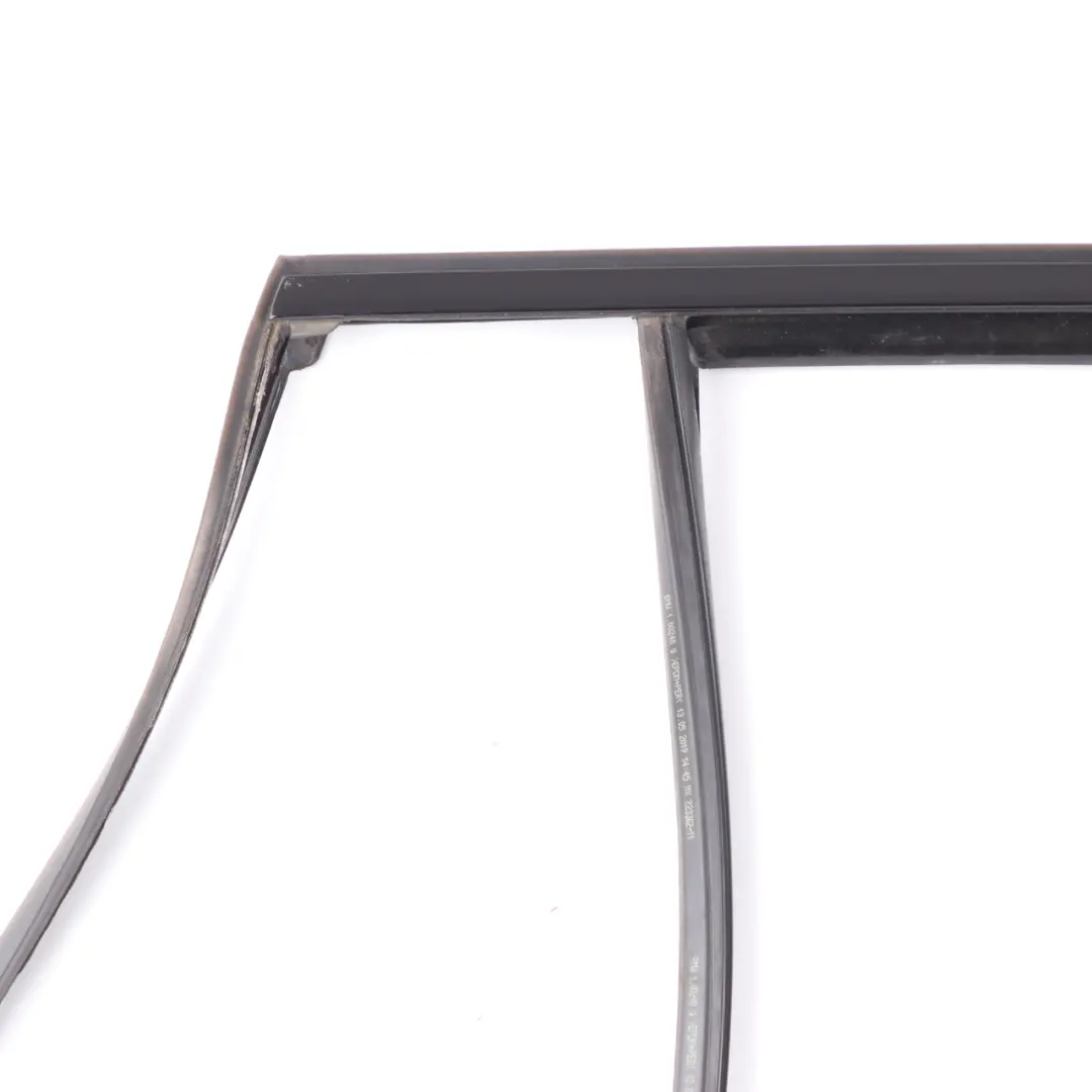 BMW X3 G01 Guarnizione Porta Finestra Guida Posteriore Destra Gomma - SKU 7393448 - Numero di parte 7393448