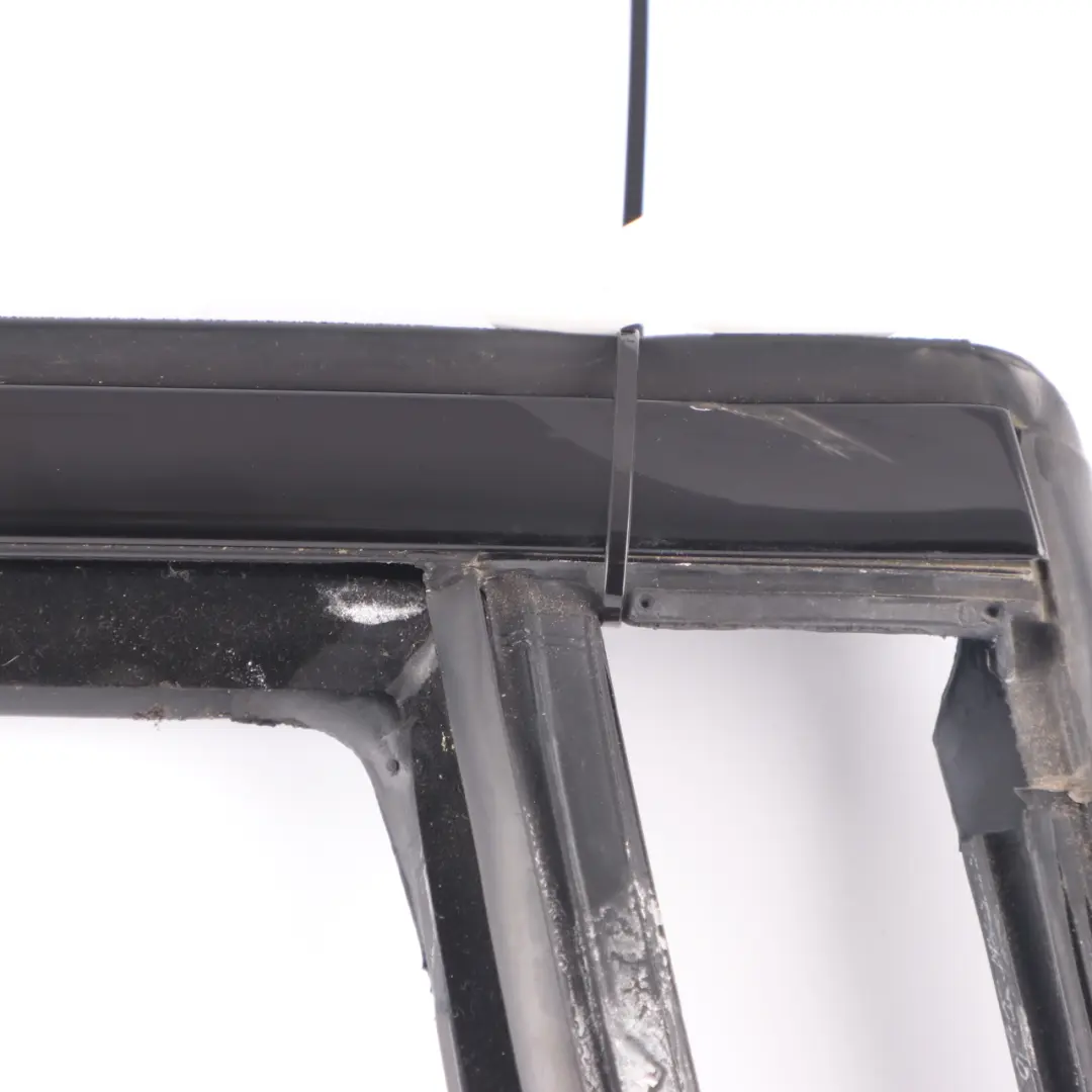 Door Seal Window Guide Rear Right O/S Sealing Rubber Gasket to BMW X3 G01 with Part number 7393448 BMW X3 G01 Door Seal Window Guide Rear Right O/S Sealing Rubber Gasket - SKU 7393448 - Part number 7393448