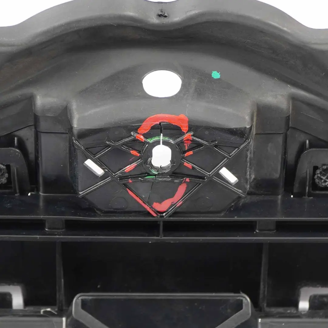 Grill Atrapa Zderzak Przód do Mini F56 JCW o numerze 7393456 Mini F56 JCW Grill Atrapa Zderzak Przód - SKU 7393456-CHRED - Numer Części 7393456