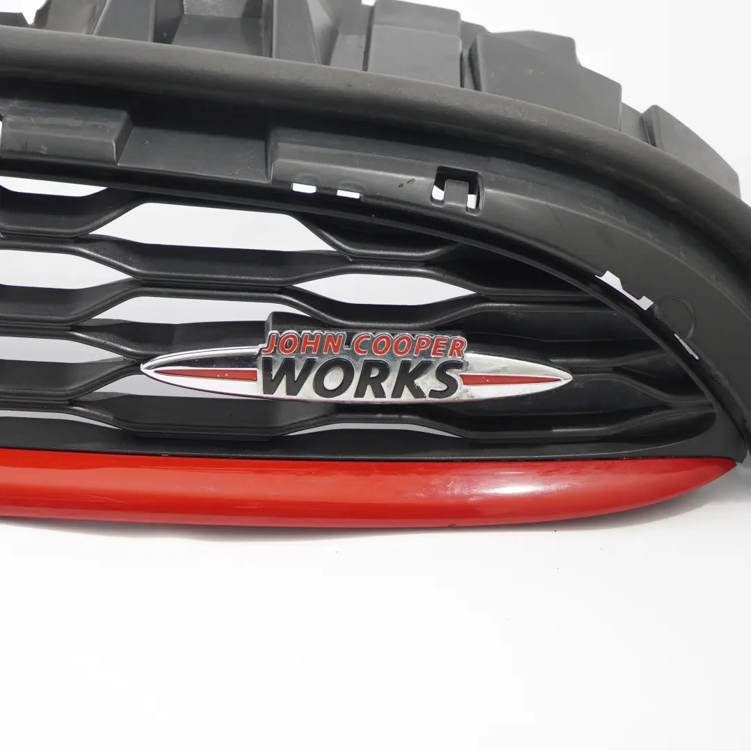 Aerokit parachoques delantero capó rejilla Chili Rojo para Mini F56 F57 JCW con número de pieza 7393456 Mini F56 F57 JCW Aerokit parachoques delantero capó rejilla Chili Rojo - SKU 7393456-CHRED - Número de pieza 7393456