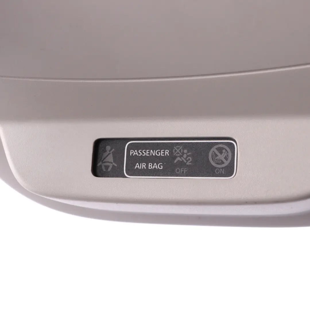 Interior Roof Light Lamp Headliner Panel to Renault Trafic 3 with Part number 739483145R Renault Trafic 3 Interior Roof Light Lamp Headliner Panel - SKU 739483145R-1 - Part number 739483145R