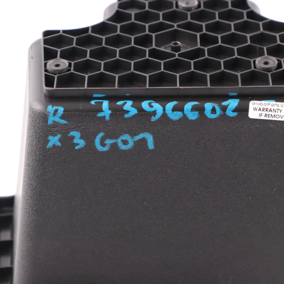 Compartiment de Rangement Droit Coffre à Bagages pour BMW X3 G01 à propos du numéro de pièce 7396602 BMW X3 G01 Compartiment de Rangement Droit Coffre à Bagages - SKU 7396602 - Numéro de pièce 7396602