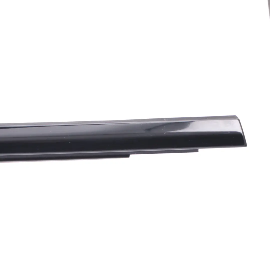 Window Frame Strip Rear Door Right O/S Trim Finisher High Gloss to BMW G11 with Part number 7397864 BMW G11 Window Frame Strip Rear Door Right O/S Trim Finisher High Gloss - SKU 7397864 - Part number 7397864