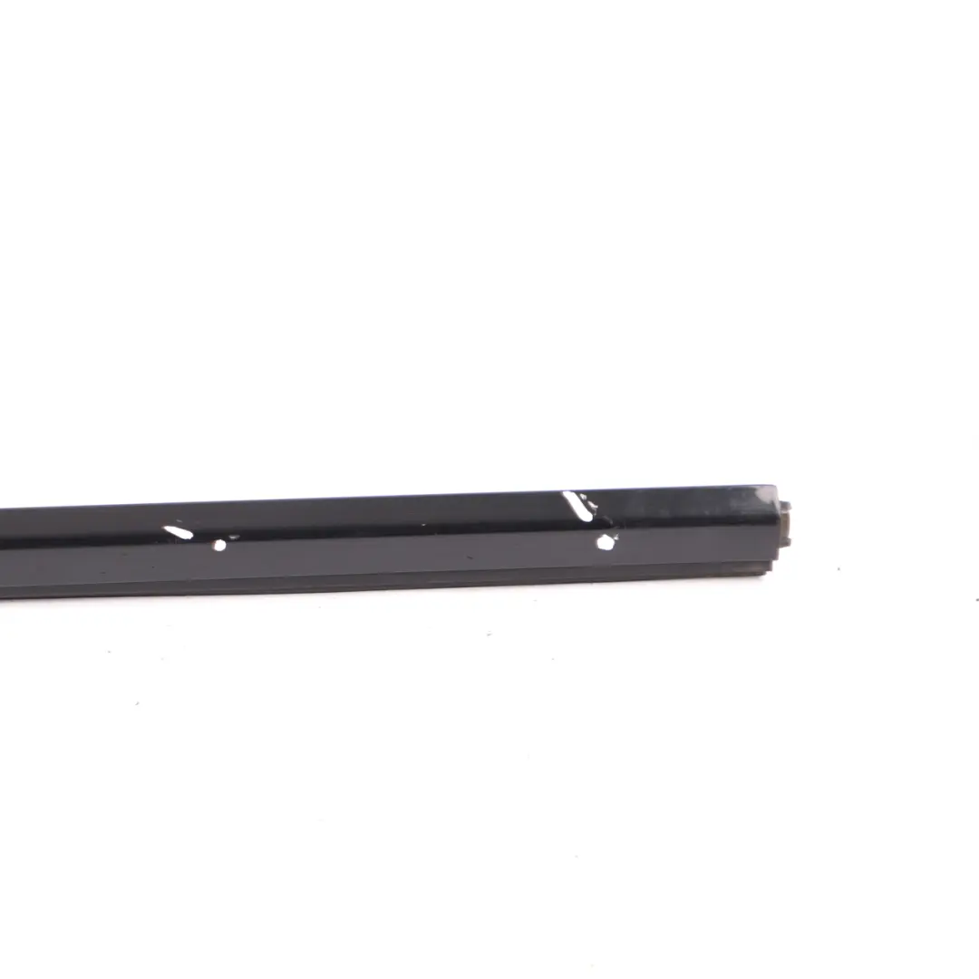 Schachtabdeckung Aussen Links Tür Vorn Glanzschwarz 2695285 für BMW 3 er E46 mit Teilenummer 7397865 BMW 3 er E46 Schachtabdeckung Aussen Links Tür Vorn Glanzschwarz 2695285 - SKU 7397865 - Teilenummer 7397865