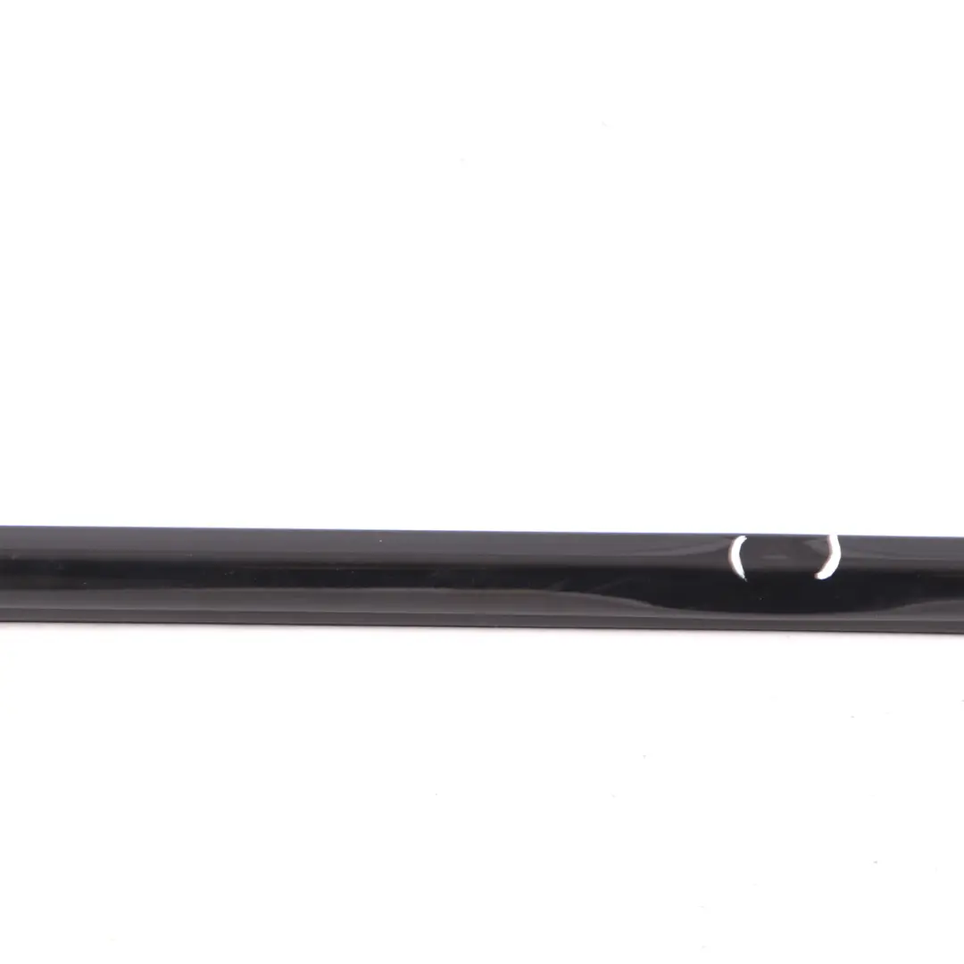 BMW G11 Door Window Strip Trim Front Right O/S Weatherstrip High Gloss - SKU 7397866 - Part number 7397866