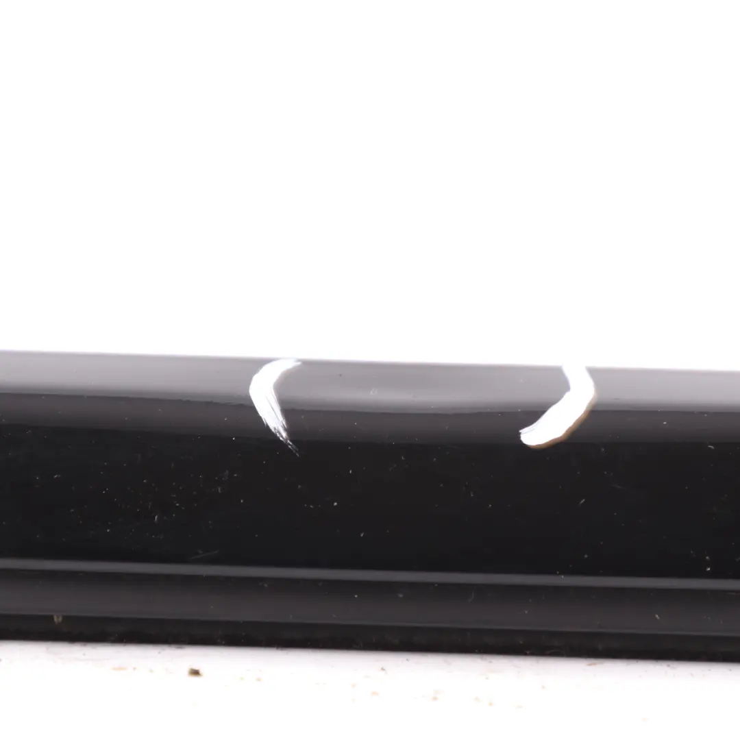 Door Window Strip Trim Front Right O/S Weatherstrip High Gloss to BMW G11 with Part number 7397866 BMW G11 Door Window Strip Trim Front Right O/S Weatherstrip High Gloss - SKU 7397866 - Part number 7397866