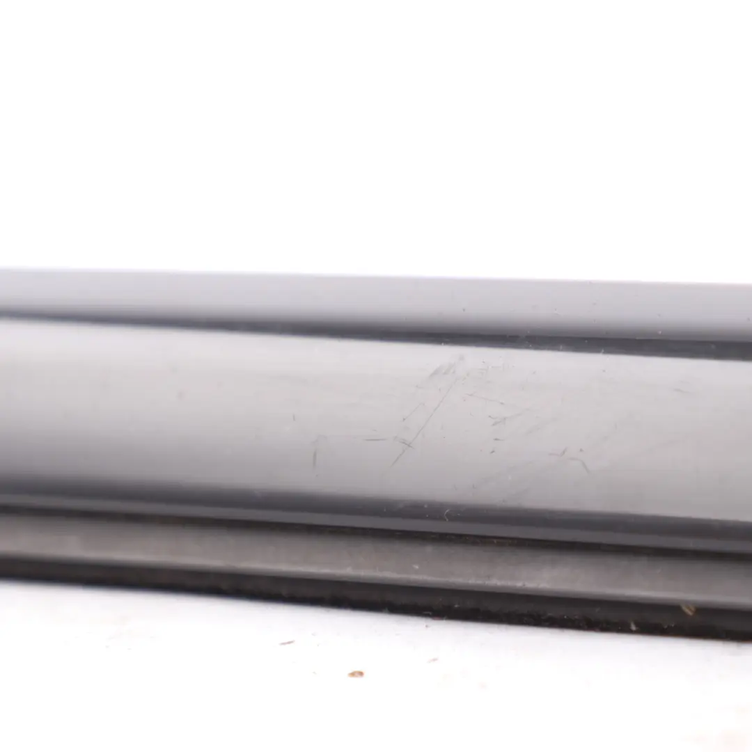 BMW G11 Door Window Strip Trim Front Right O/S Weatherstrip High Gloss - SKU 7397866 - Part number 7397866