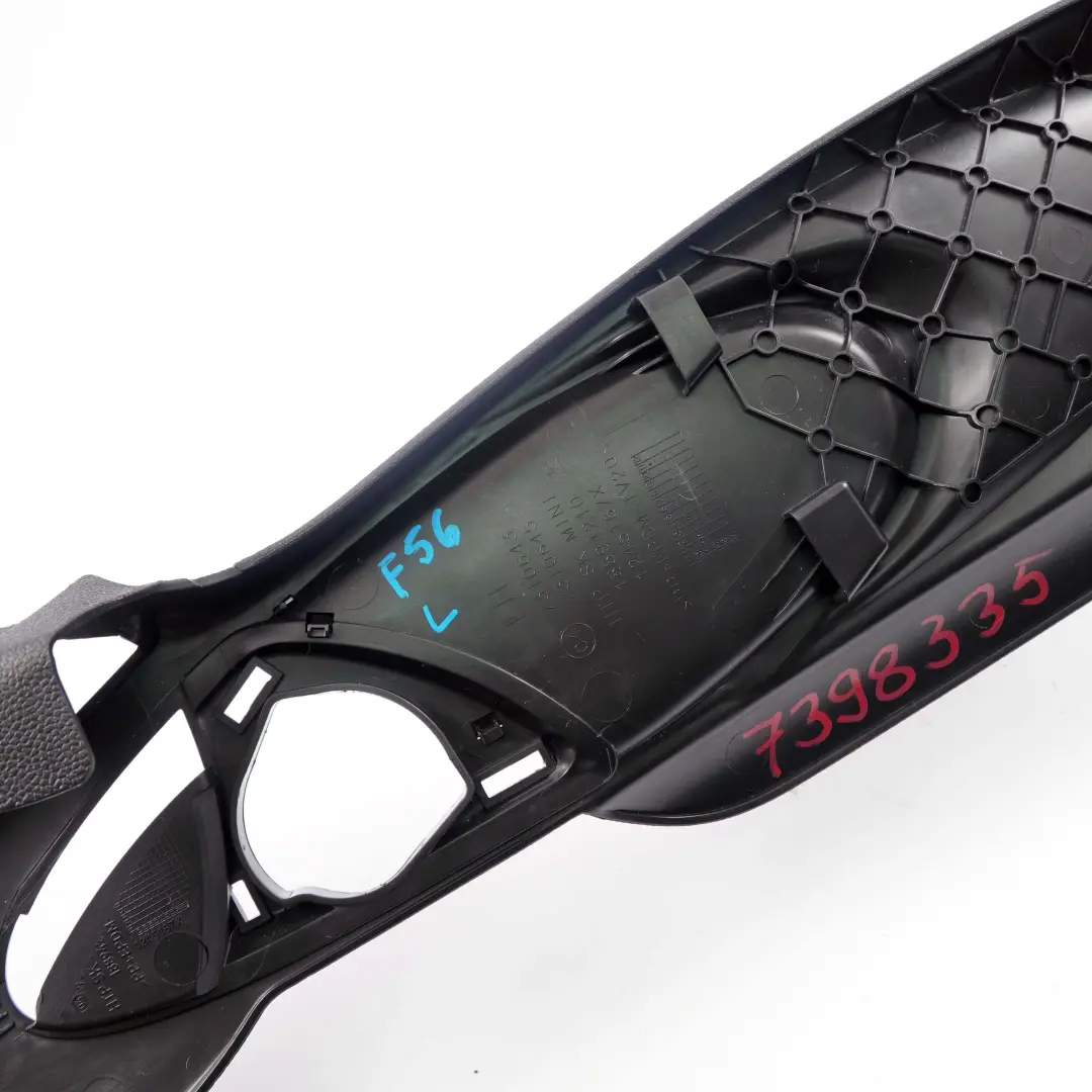 Sedile Anteriore Esterno Sinistro Pannello Copertura per Mini F56 con numero di parte 7398335 Mini F56 Sedile Anteriore Esterno Sinistro Pannello Copertura - SKU 7398335 - Numero di parte 7398335