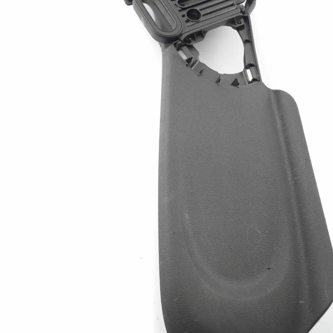 Couvre siège avant Mini F55 F56 Panneau garniture extérieur gauche noir 7404221  - SKU 7398337 - Numéro de pièce 7398337