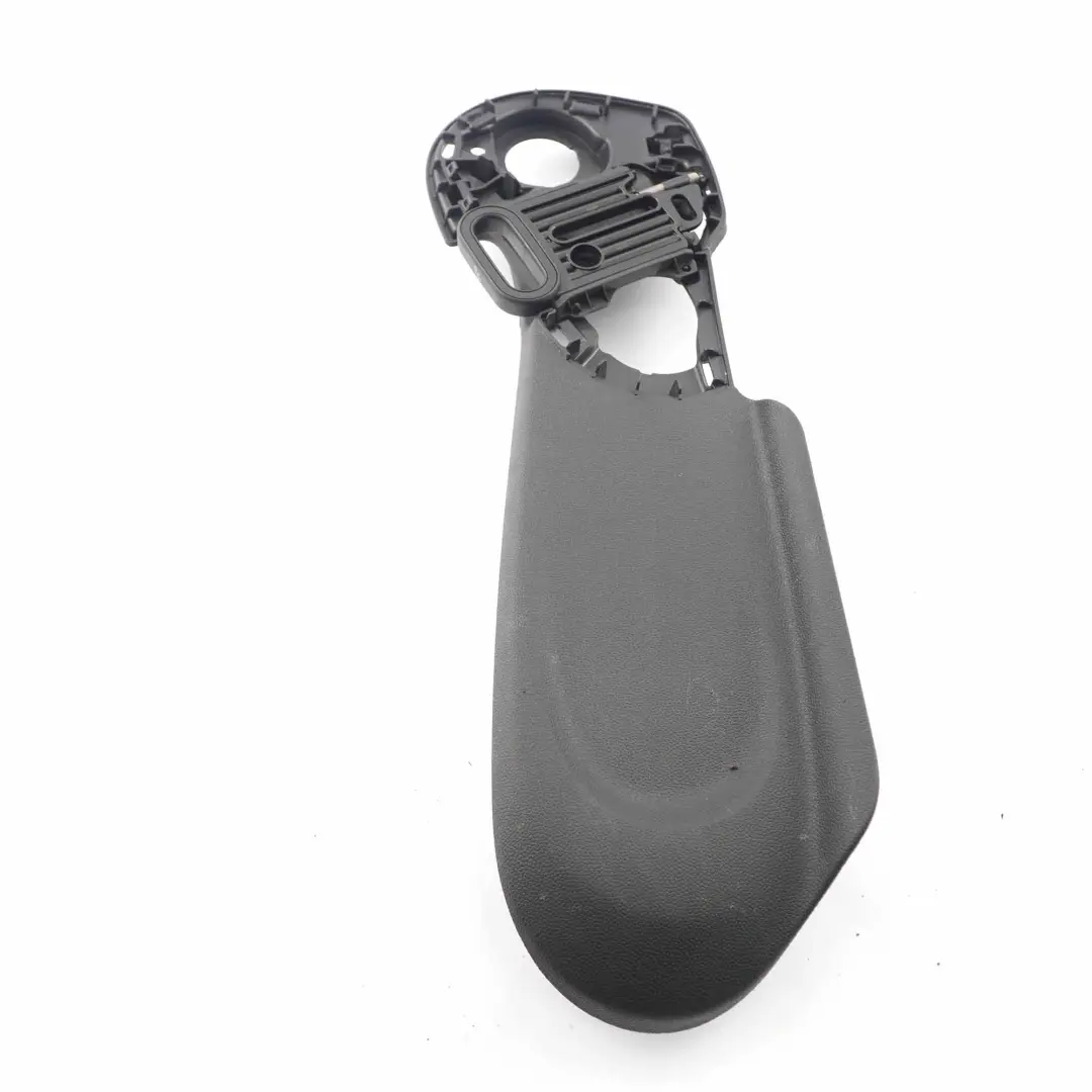 Couvre siège avant Mini F55 F56 Panneau garniture extérieur gauche noir 7404221  - SKU 7398337 - Numéro de pièce 7398337