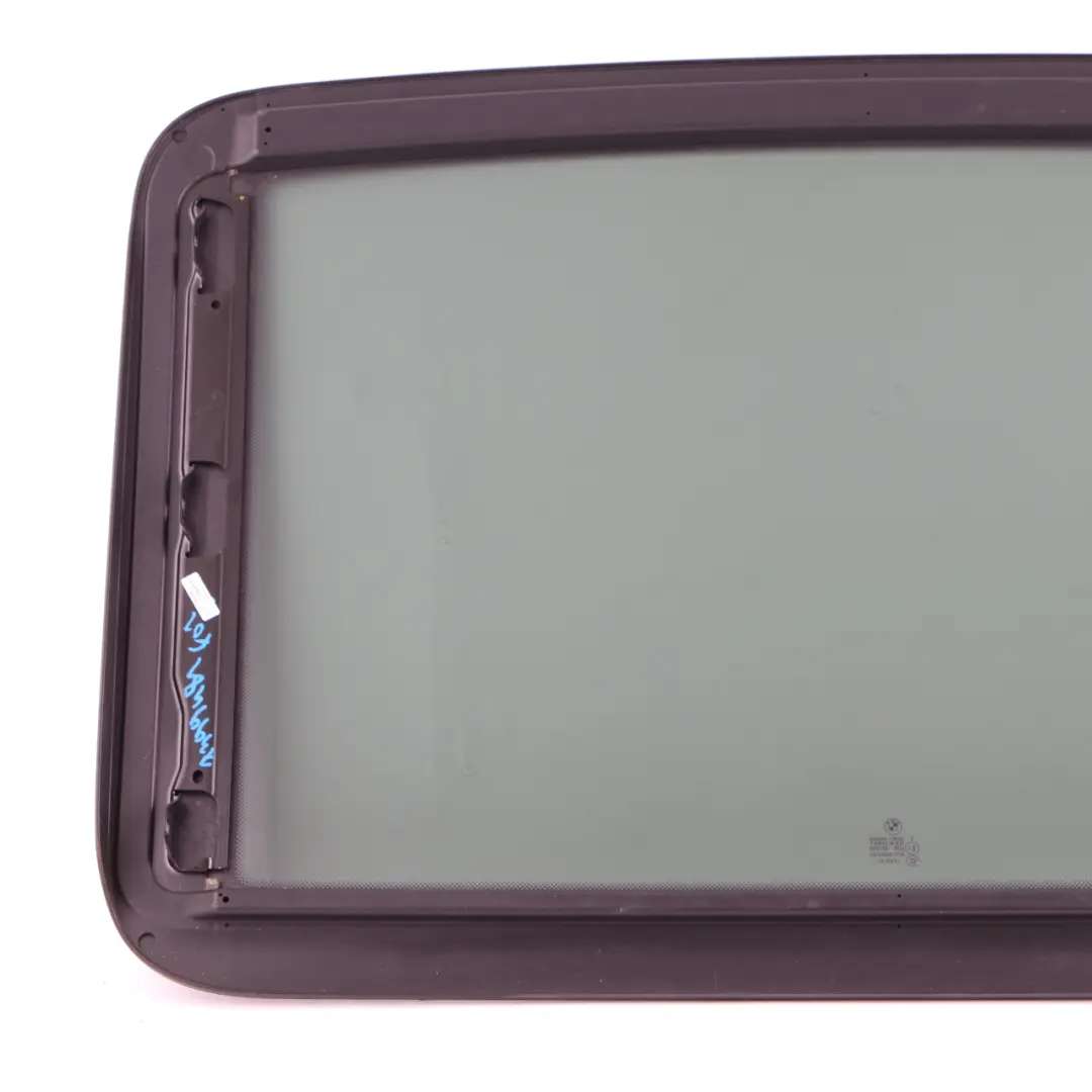 Szyba Dachowu Szyberdach Panorama AS2 do BMW F01 o numerze 7399481 BMW F01 Szyba Dachowu Szyberdach Panorama AS2 - SKU 7399481 - Numer Części 7399481