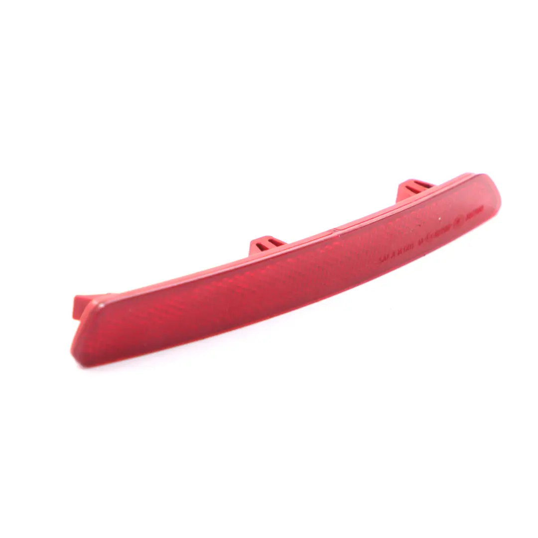 Reflector BMW F30 F31 LCI Parachoques Trasero Reflejo Izquierdo Rojo para con número de pieza 7400207 Reflector BMW F30 F31 LCI Parachoques Trasero Reflejo Izquierdo Rojo - SKU 7400207 - Número de pieza 7400207