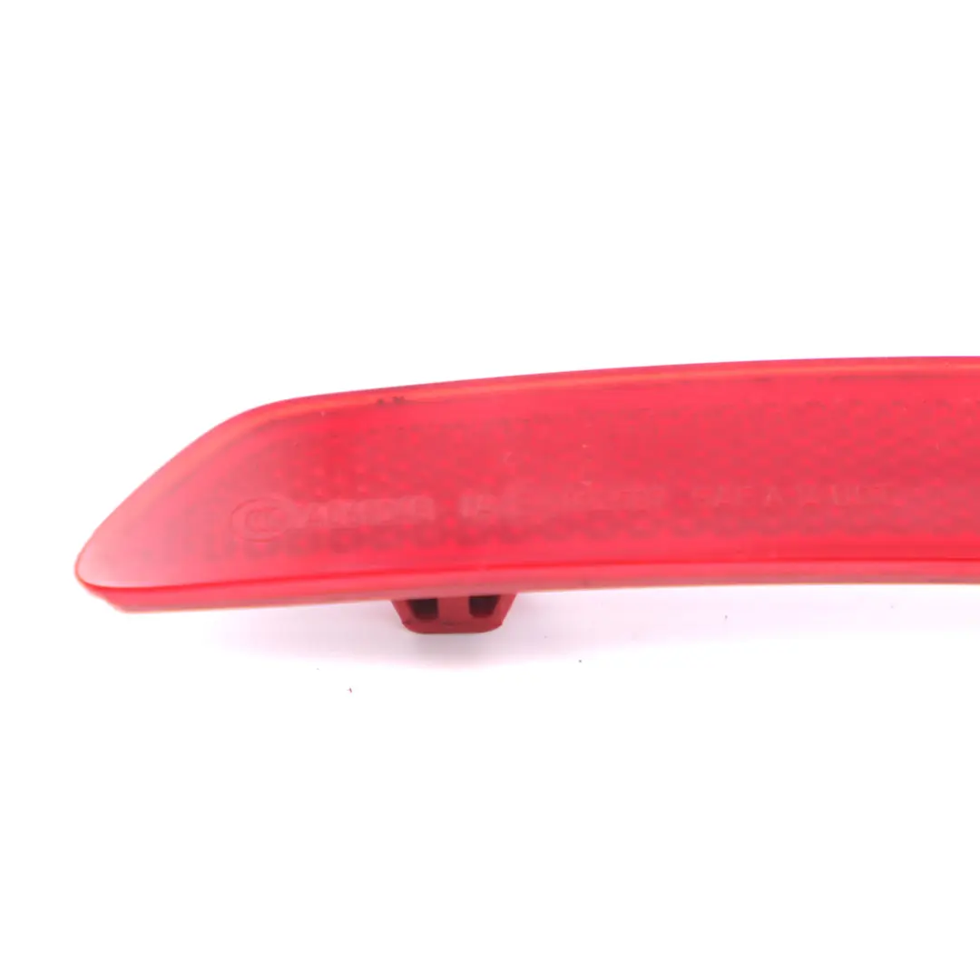 Reflector Lamp BMW F30 F31 LCI Rear Bumper Trim Reflection Right O/S Red to with Part number 7400208 Reflector Lamp BMW F30 F31 LCI Rear Bumper Trim Reflection Right O/S Red - SKU 7400208 - Part number 7400208