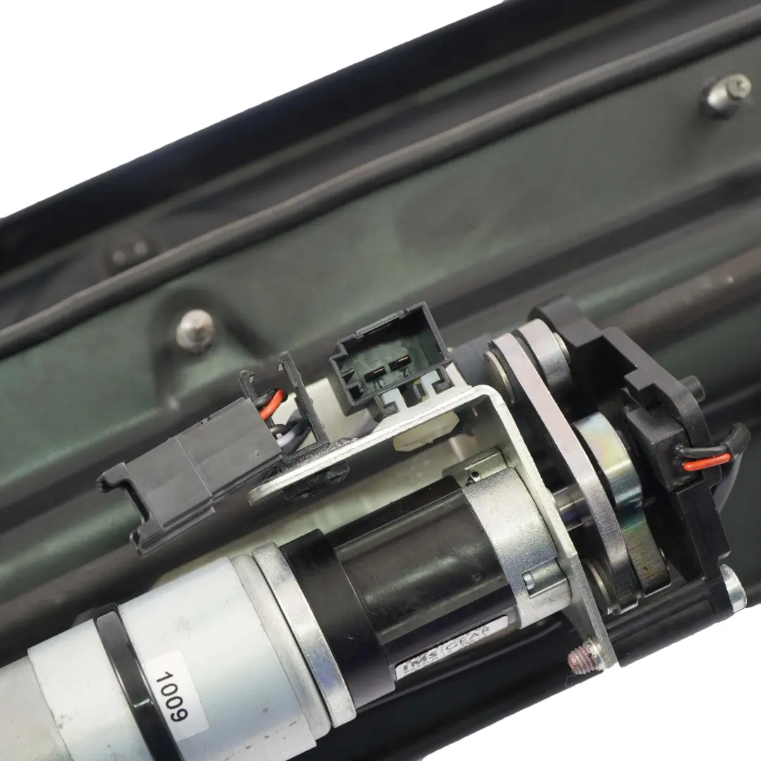 Aleron Activo El?ctrico Trasero Negro Medianoche Metalizado - A94 para Mini Coupe R58 con número de pieza 7400288 Mini Coupe R58 Aleron Activo El?ctrico Trasero Negro Medianoche Metalizado - A94 - SKU 7400288 - Número de pieza 7400288