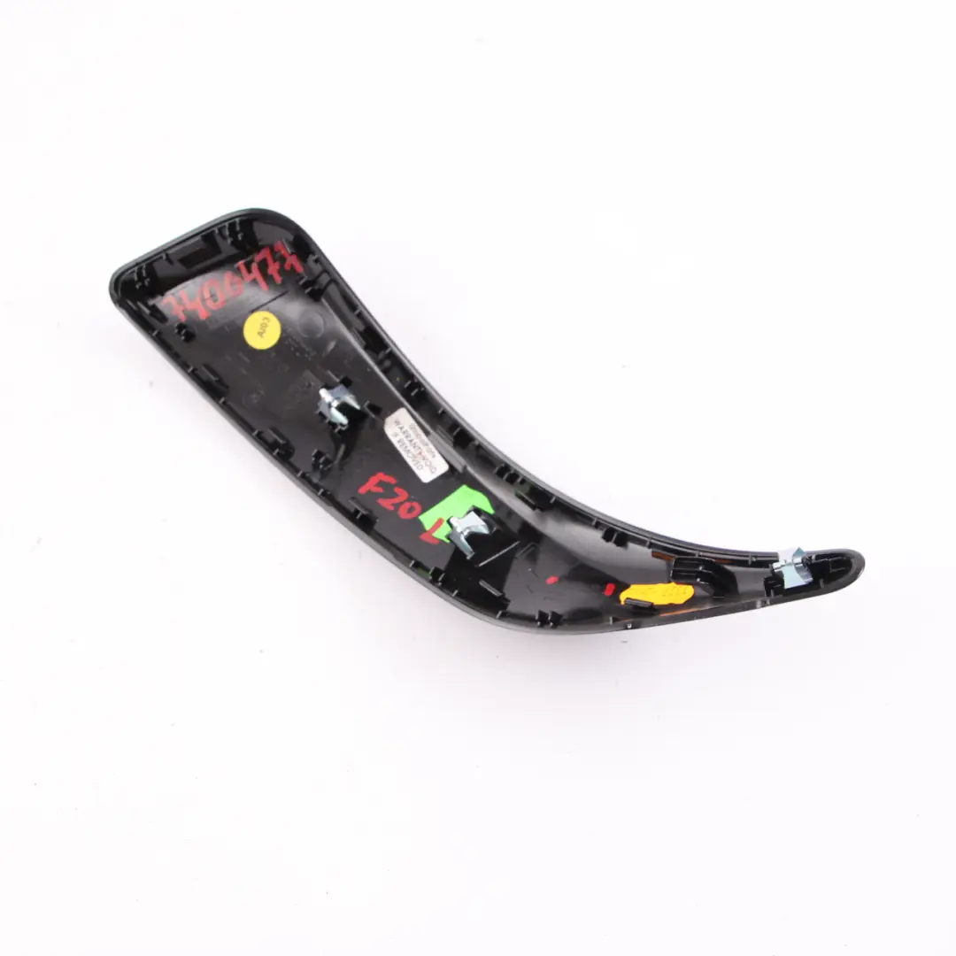 Garniture Intérieure Porte BMW F20 F21 F22 LCI Cache Traction Gauche pour à propos du numéro de pièce 7400477 Garniture Intérieure Porte BMW F20 F21 F22 LCI Cache Traction Gauche - SKU 7400477 - Numéro de pièce 7400477