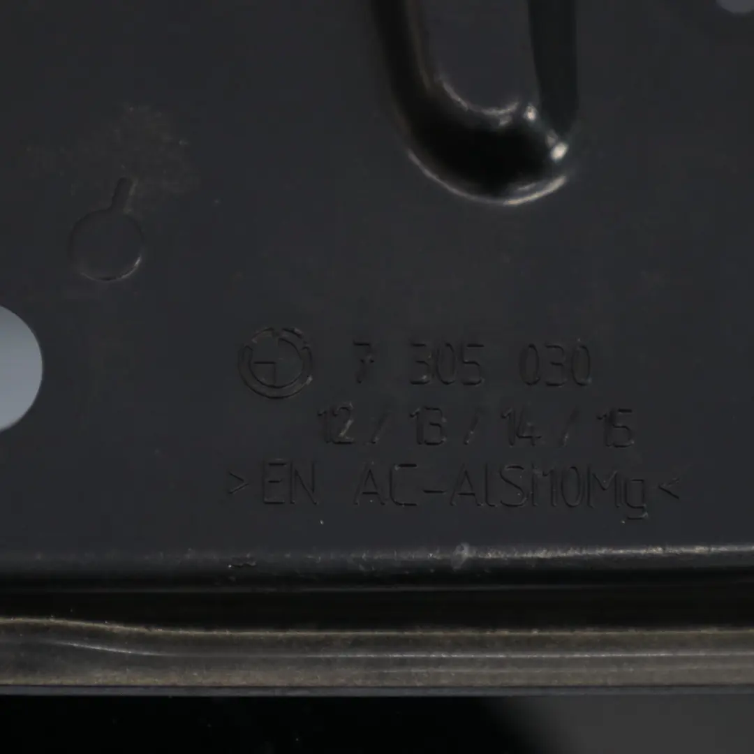 Klapa Pokrywa Bagażnika Tył Czarna do BMW i3 I01 o numerze 51007400989 BMW i3 I01 Klapa Pokrywa Bagażnika Tył Czarna - SKU 7400989-BLK2 - Numer Części 51007400989