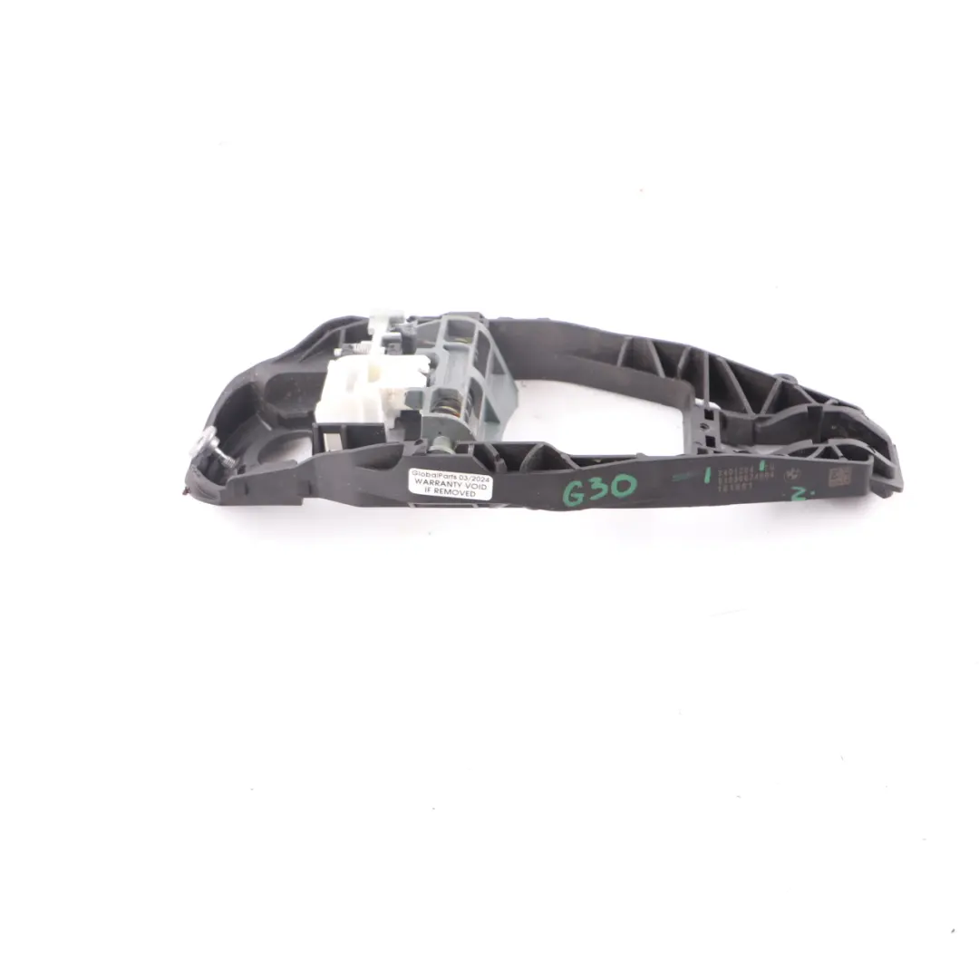  Carrier BMW G30 F90 Outside Door Handle Front Right O/S Base Carrier - SKU 7401204 - Part number 7401204