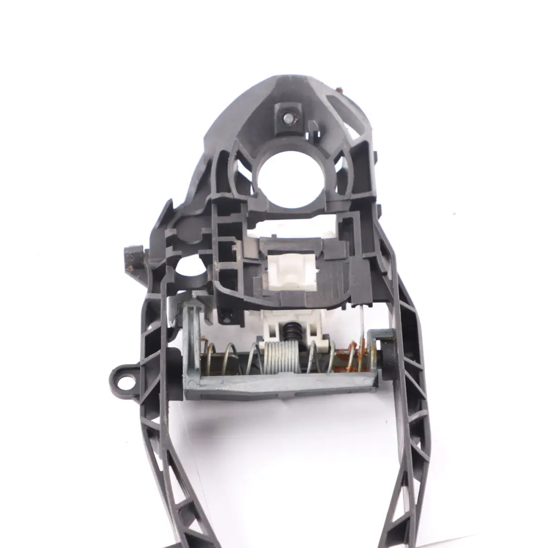 Poignée Porte Extérieure Avant Droite Support de base pour BMW G30 F90 à propos du numéro de pièce 7401204 BMW G30 F90 Poignée Porte Extérieure Avant Droite Support de base - SKU 7401204 - Numéro de pièce 7401204