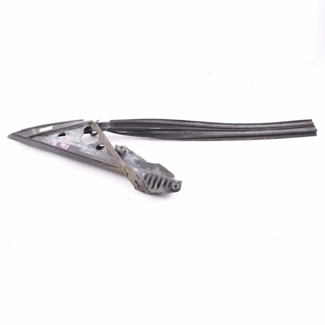 Seal Gasket Outer Mirror Triangle Front Left N/S to BMW F34 GT with Part number 7401729 BMW F34 GT Seal Gasket Outer Mirror Triangle Front Left N/S - SKU 7401729 - Part number 7401729