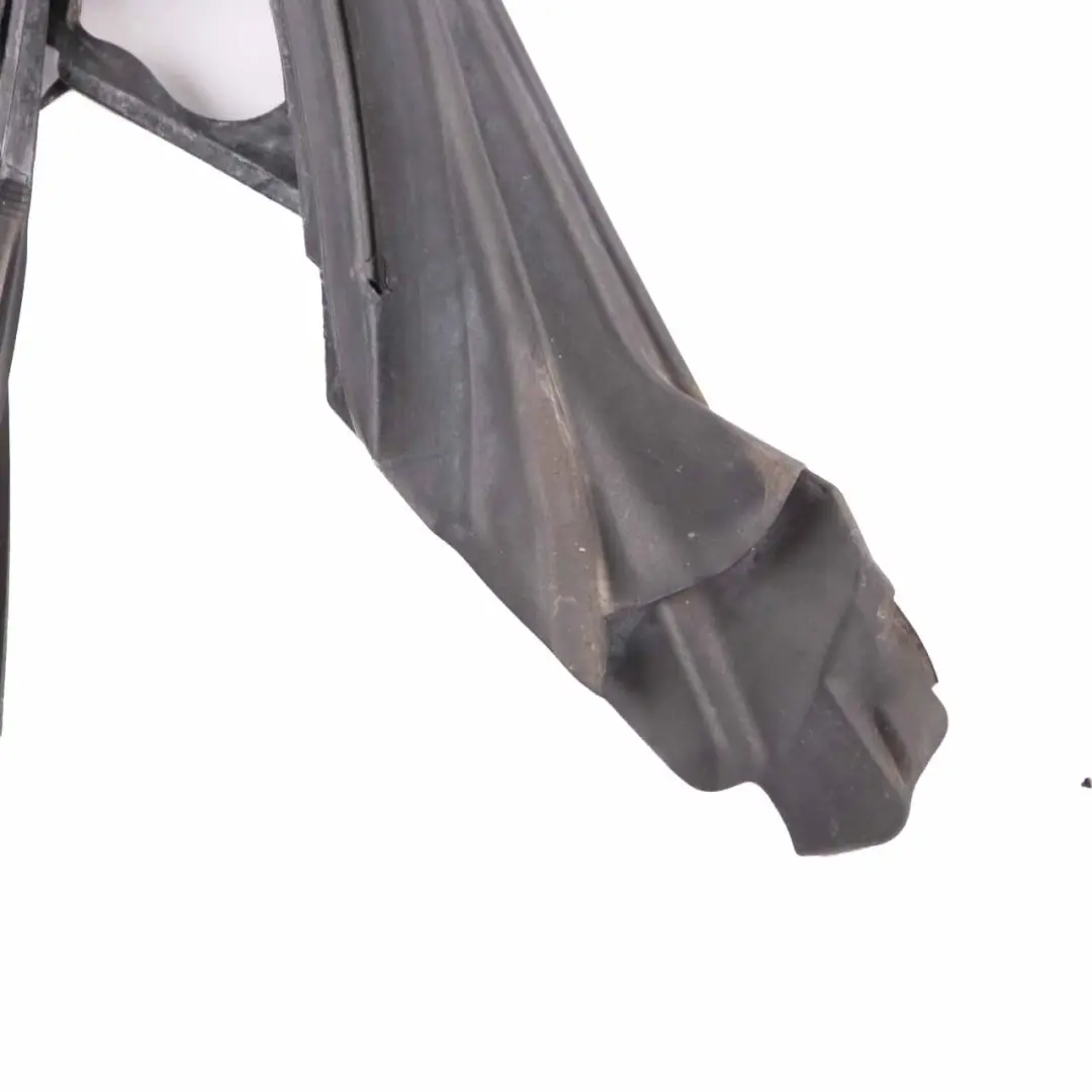 Joint détanchéité Triangle rétroviseur extérieur avant gauche pour BMW F34 GT à propos du numéro de pièce 7401729 BMW F34 GT Joint détanchéité Triangle rétroviseur extérieur avant gauche - SKU 7401729 - Numéro de pièce 7401729