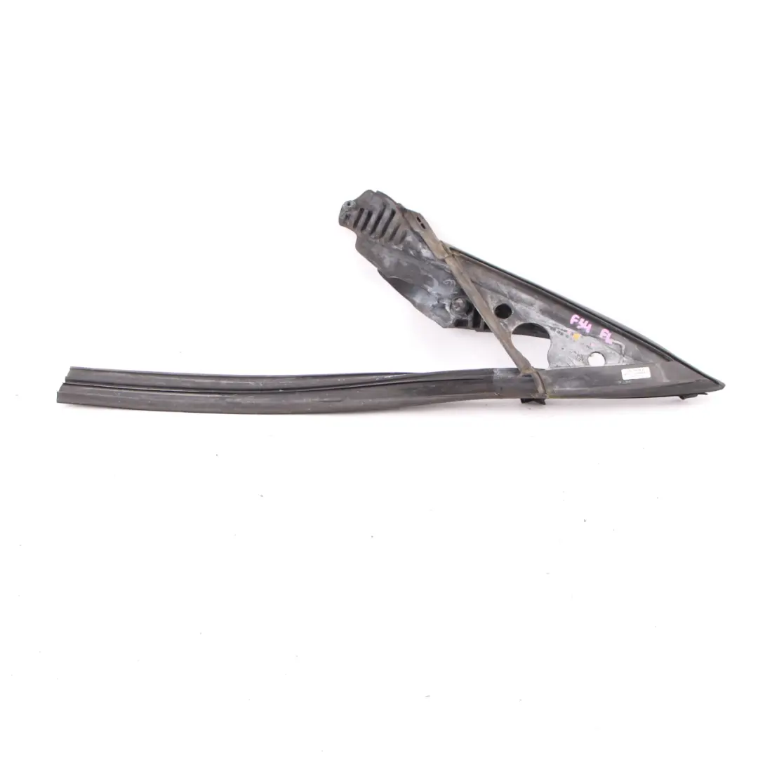 Seal Gasket Outer Mirror Triangle Front Left N/S to BMW F34 GT with Part number 7401729 BMW F34 GT Seal Gasket Outer Mirror Triangle Front Left N/S - SKU 7401729 - Part number 7401729