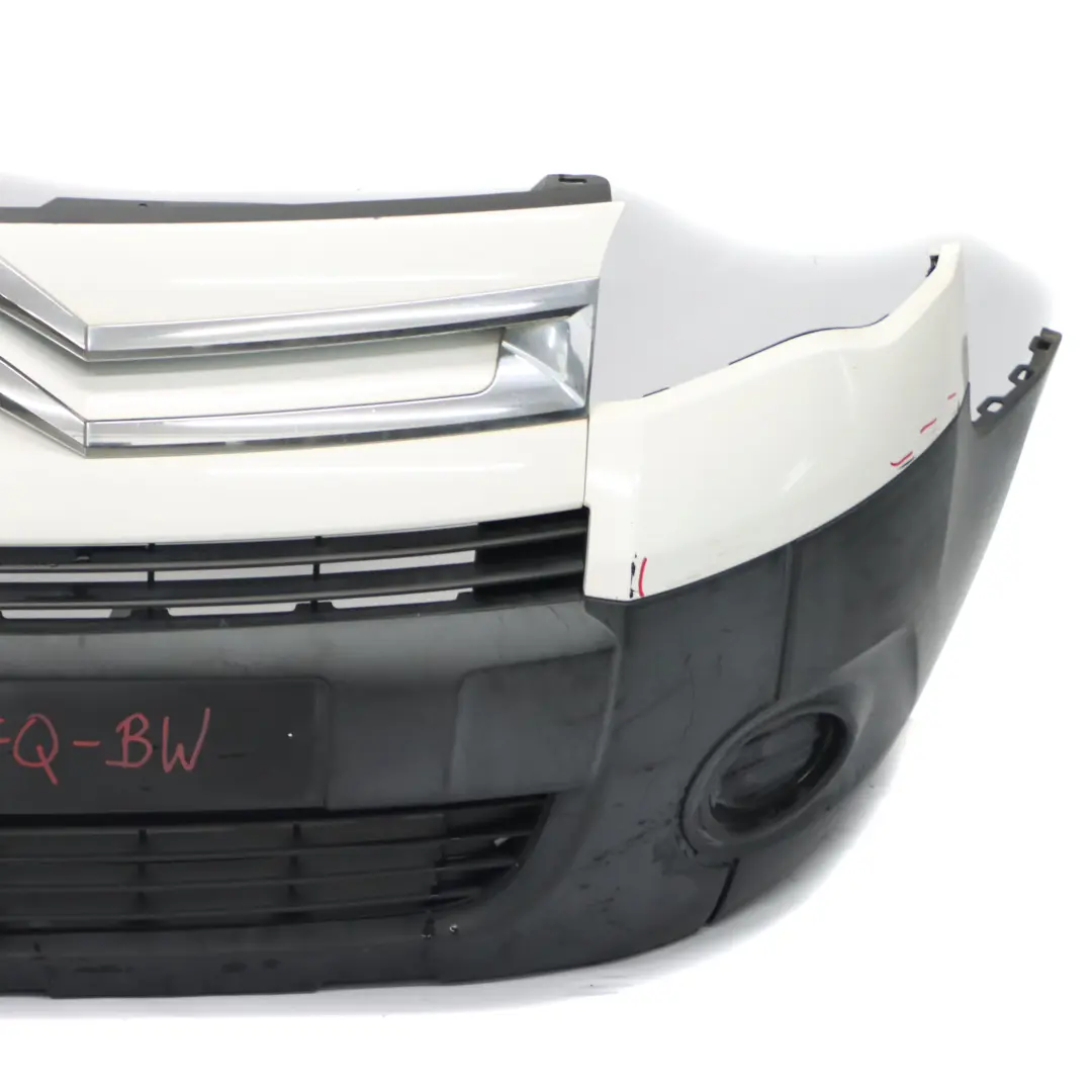 Citroen Dispatch Bumper Front Trim Panel Covering Banquise White - EWP to with Part number 7401FQ Citroen Dispatch Bumper Front Trim Panel Covering Banquise White - EWP - SKU 7401FQ-BW - Part number 7401FQ