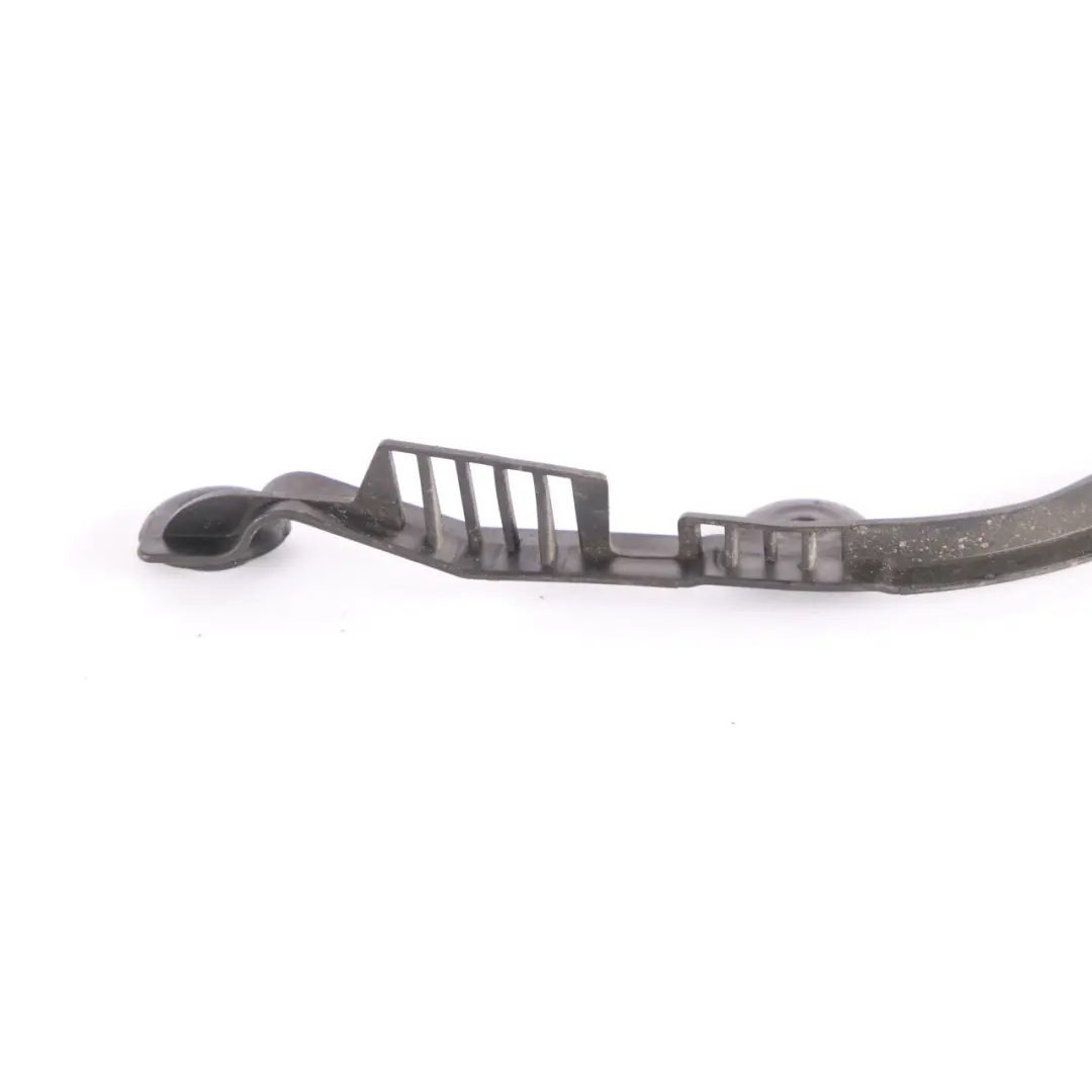 BMW F30 F31 F32 F36 Osłona Kratka Listwa Pokrywa Maski Prawy - SKU 7402082 - Numer Części 7402082