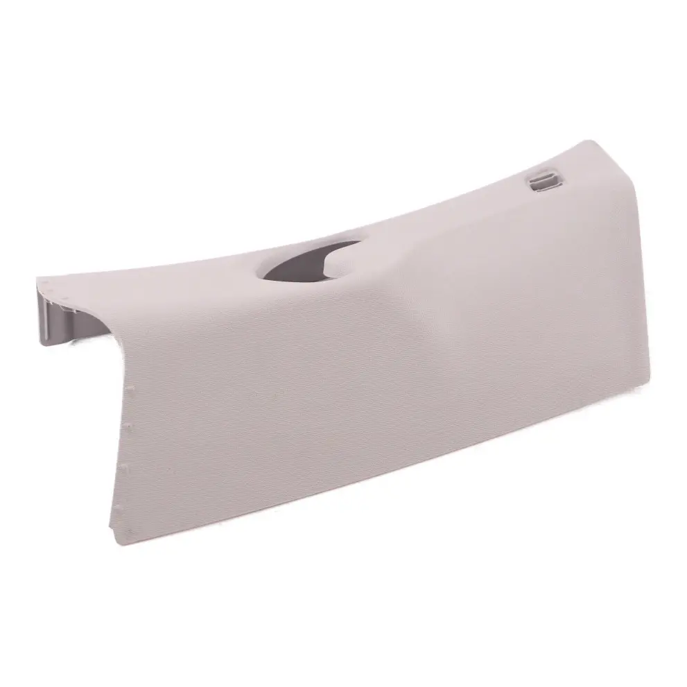 Cubierta Moldura Pilar C Superior Derecho para BMW F46 con número de pieza 7402674 BMW F46 Cubierta Moldura Pilar C Superior Derecho - SKU 7402674 - Número de pieza 7402674