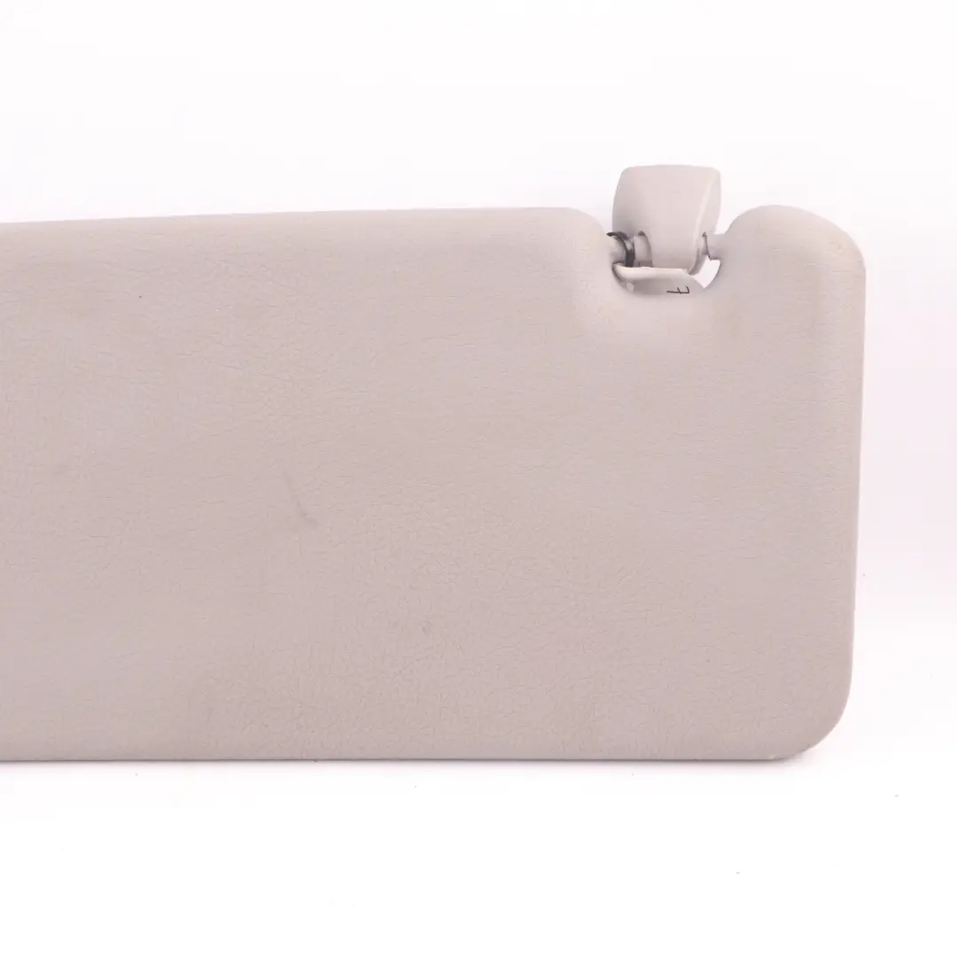 Visiera Parasole BMW F46 Senza Etichetta Specchio Destro Grigio Everest per con numero di parte 7402854 Visiera Parasole BMW F46 Senza Etichetta Specchio Destro Grigio Everest - SKU 7402854 - Numero di parte 7402854