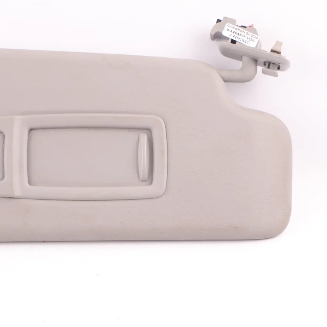 Visiera Parasole BMW F46 Senza Etichetta Specchio Destro Grigio Everest per con numero di parte 7402854 Visiera Parasole BMW F46 Senza Etichetta Specchio Destro Grigio Everest - SKU 7402854 - Numero di parte 7402854