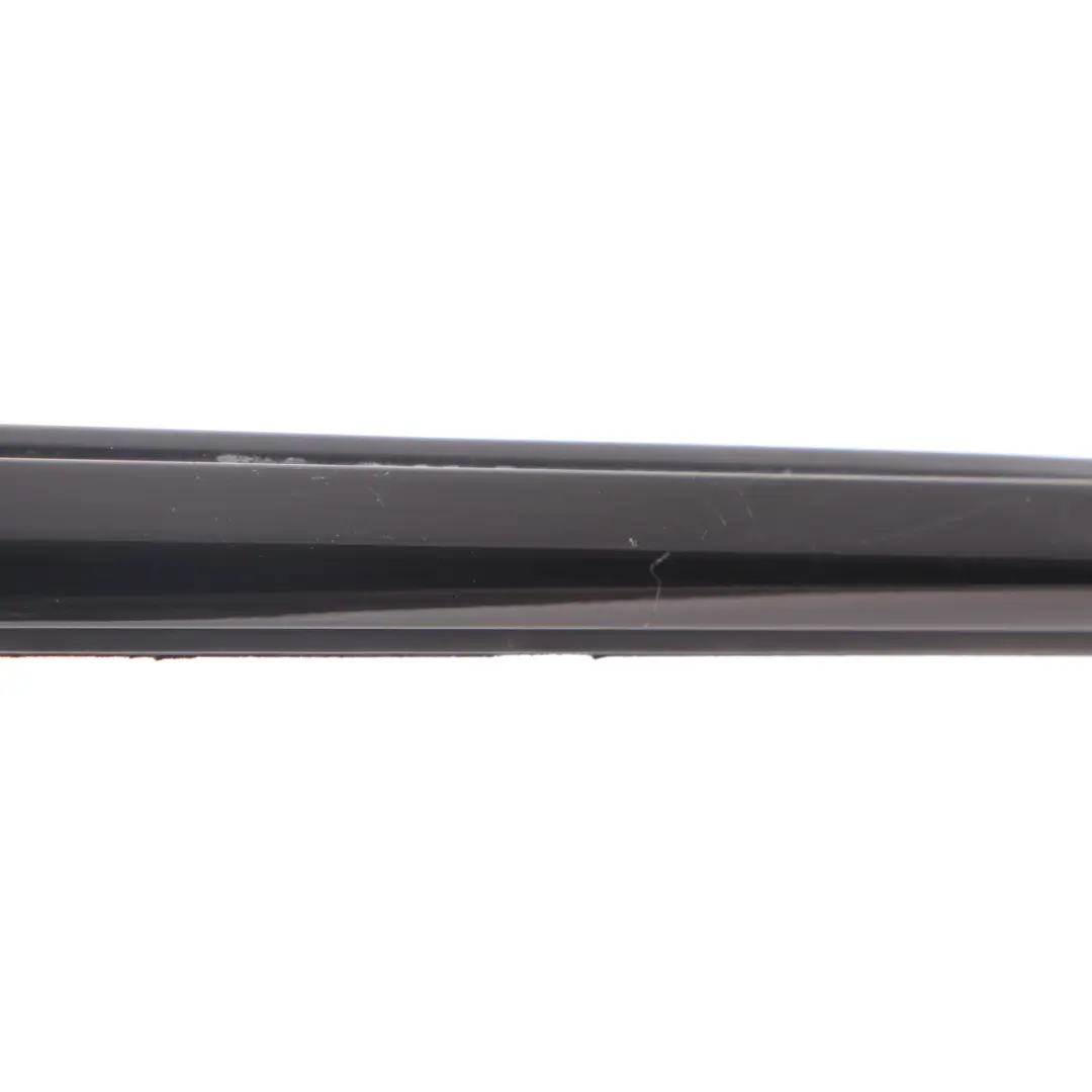  Striscia finestra BMW G30 G31 della porta anteriore destra alta lucentezza - SKU 7404026 - Numero di parte 7404026