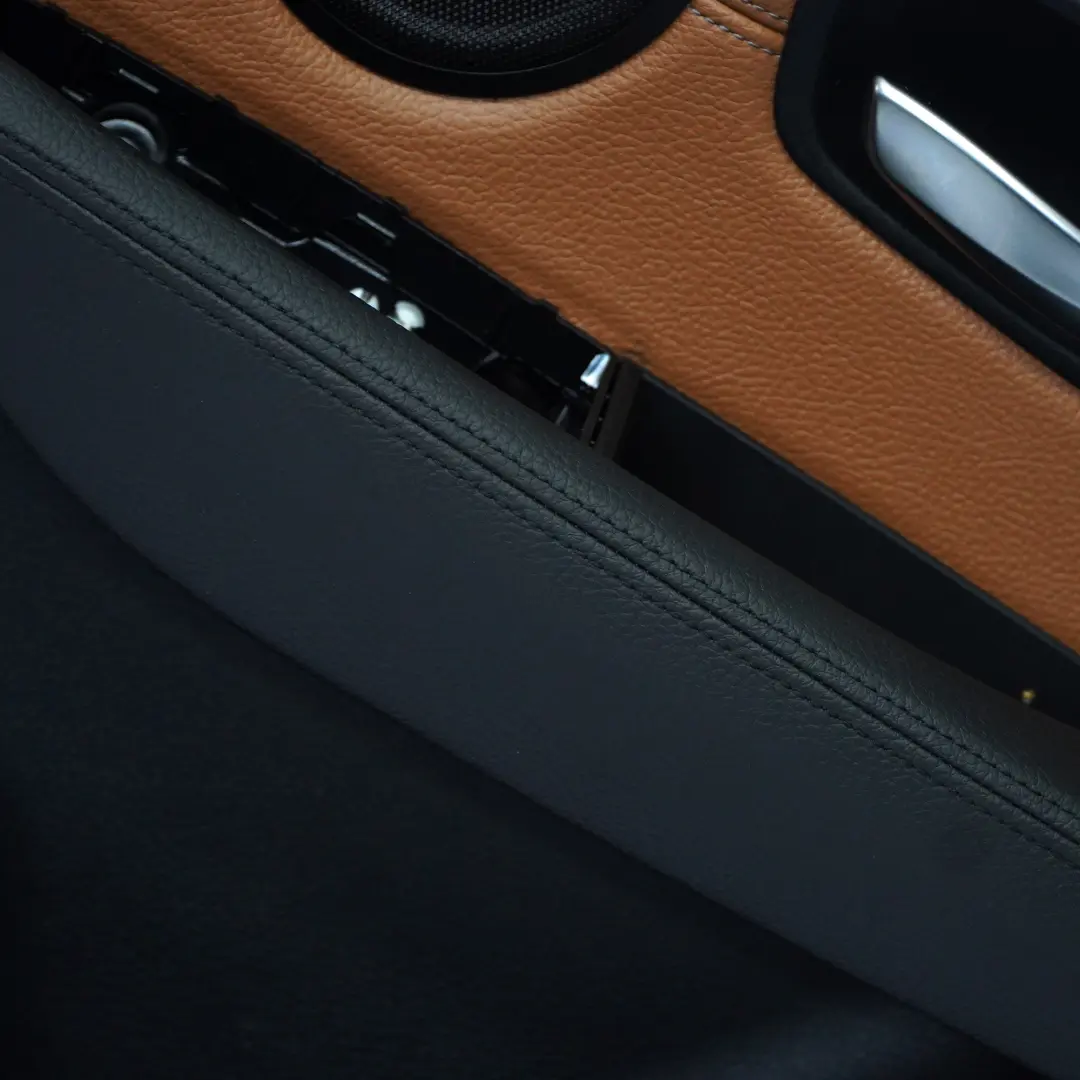BMW F45 Carte de Porte Arrière Droite Panneau de Doublure de Porte Cuir - SKU 7405054 - Numéro de pièce 7405054