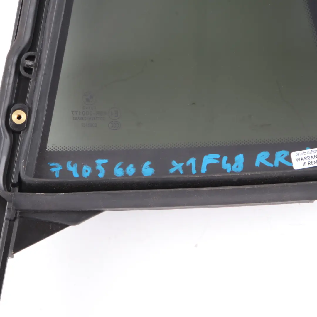 Ventana Lateral Trasera Derecha Puerta Cristal Tintado AS3 para BMW X1 F48 con número de pieza 7405606 BMW X1 F48 Ventana Lateral Trasera Derecha Puerta Cristal Tintado AS3 - SKU 7405606 - Número de pieza 7405606